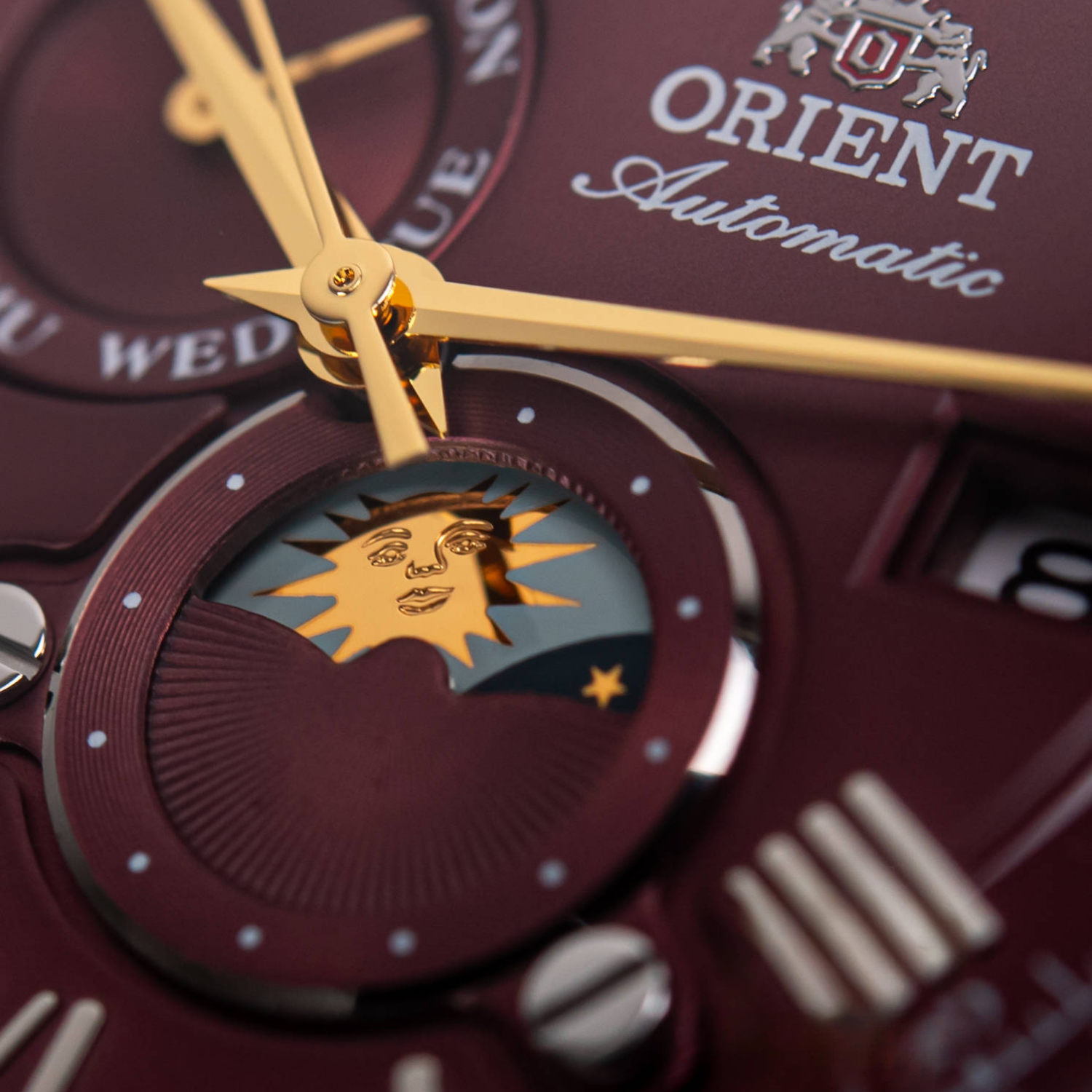 Orient Sun & Moon RA-AK0807R30B – Automático Clássico Vermelho