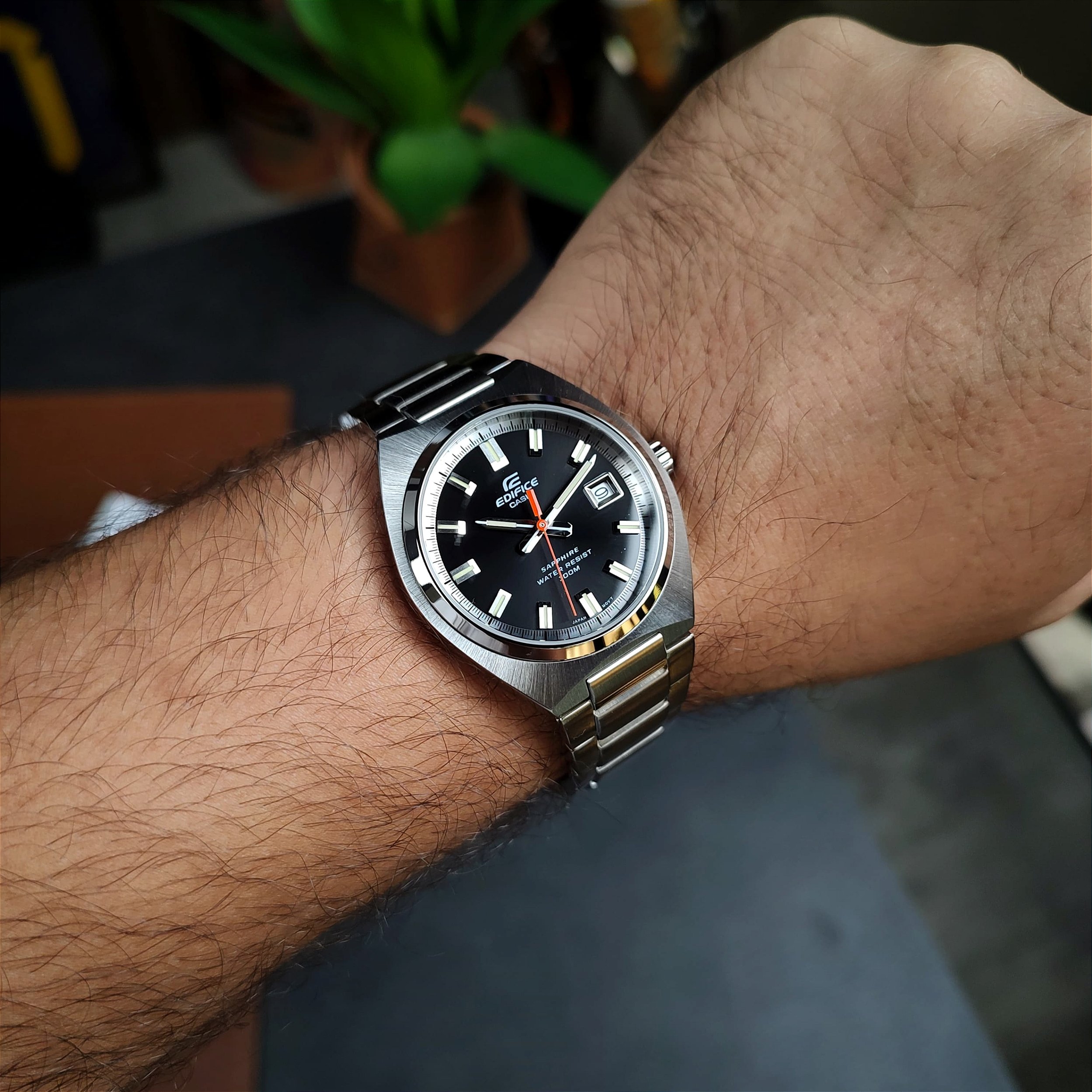 Casio Edifice EFB-109D-1AVDF Preto Safira 38.5mm - Relojoaria