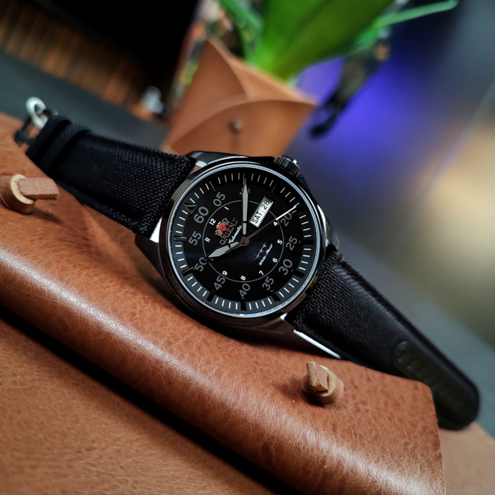 Relógio Orient Sport Air Preto Pulseira Nylon YN6YN009 P2PX 41mm