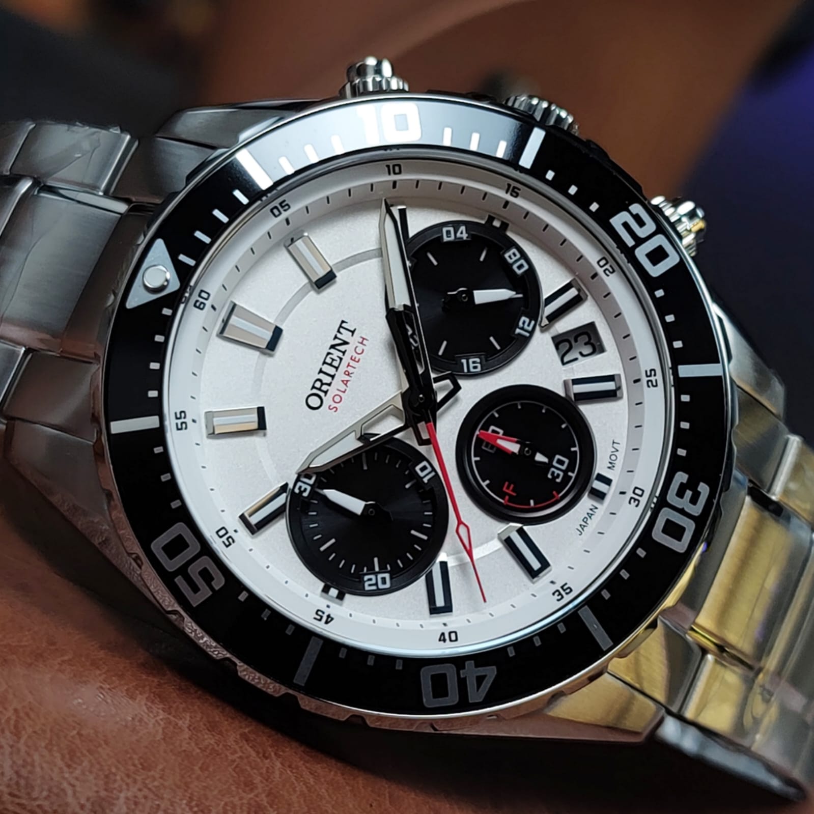 Relógio Orient Solartech Branco Cronógrafo MBSSC288 S1SX 43mm