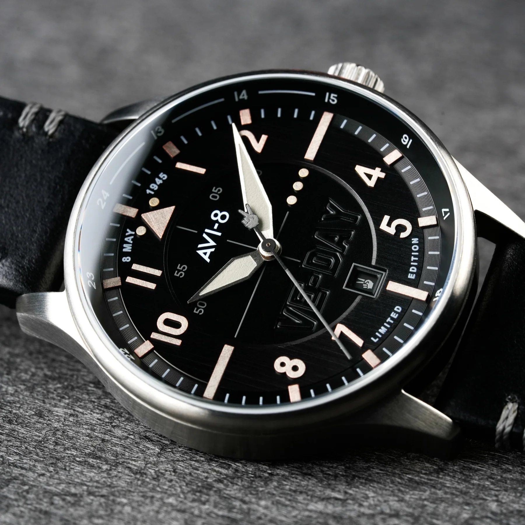 Relógio AVI-8 Automático Hawker Hurricane AV-4094-05 43mm