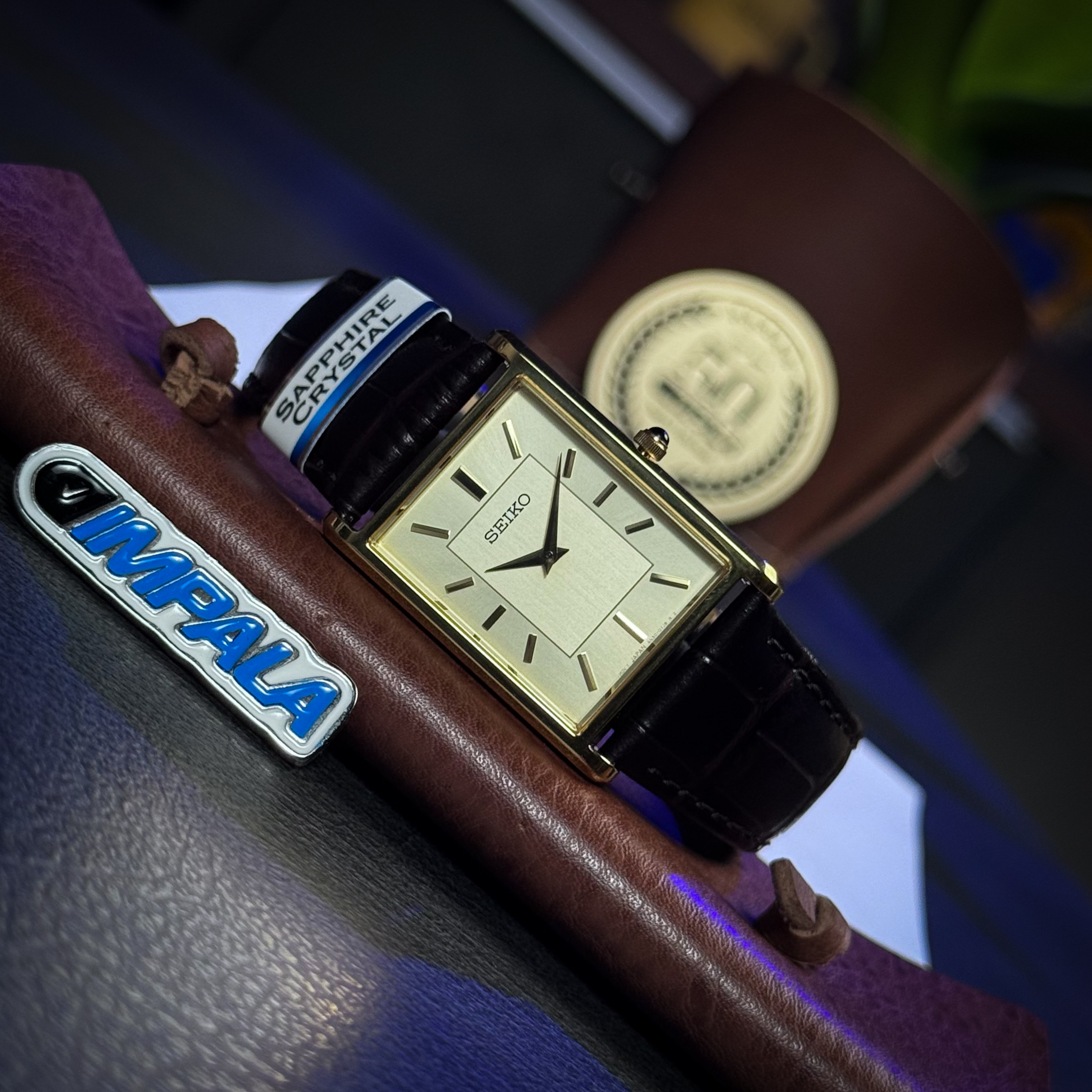 Relógio Seiko Tank SWR106B1 Quartzo Masculino Clássico
