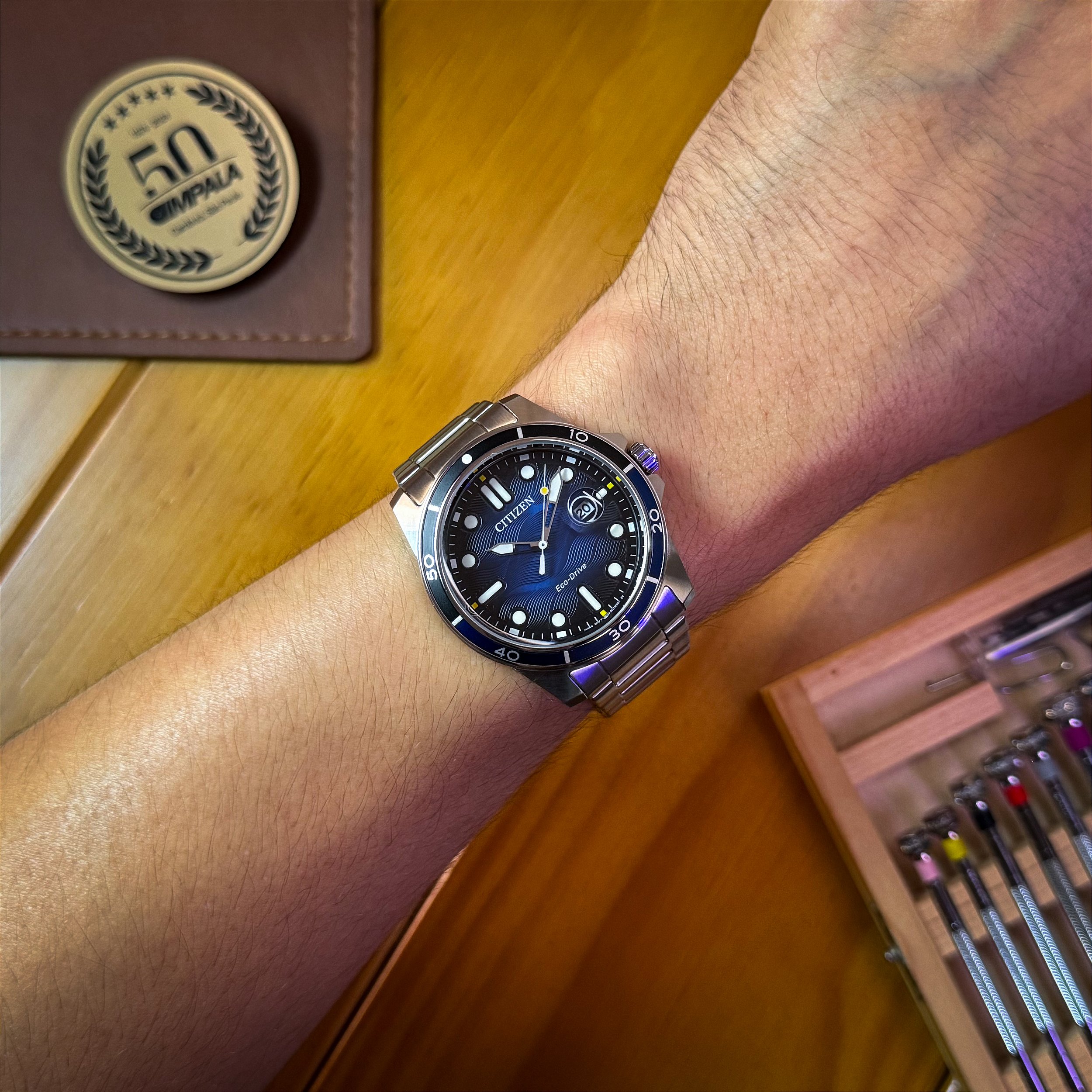 Citizen AW1810-85L – Eco-Drive 41,5 mm Aço Preto 100 m