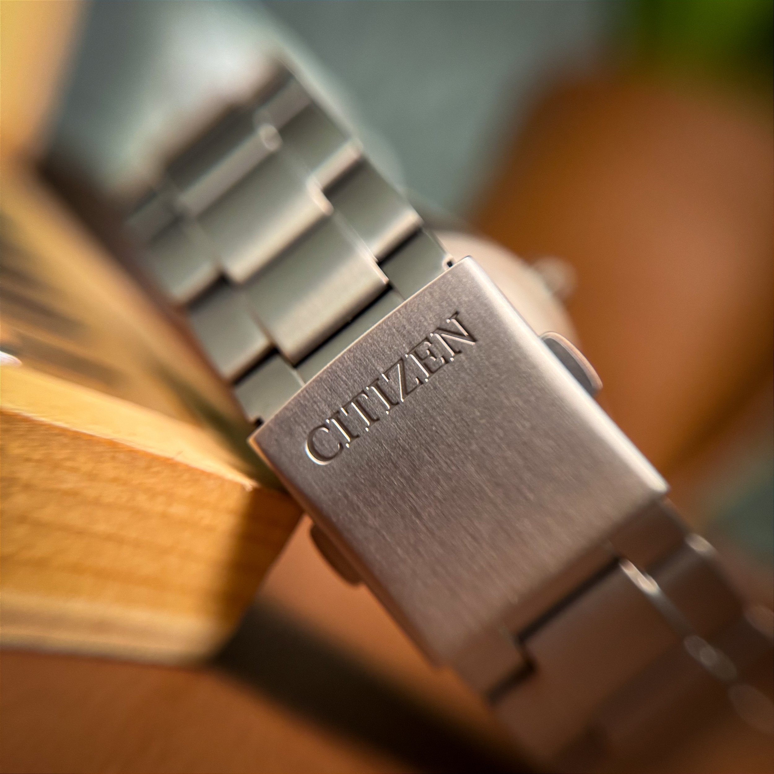 Citizen BM8560-53E – Eco-Drive Super Titanium 42mm Safira 100m