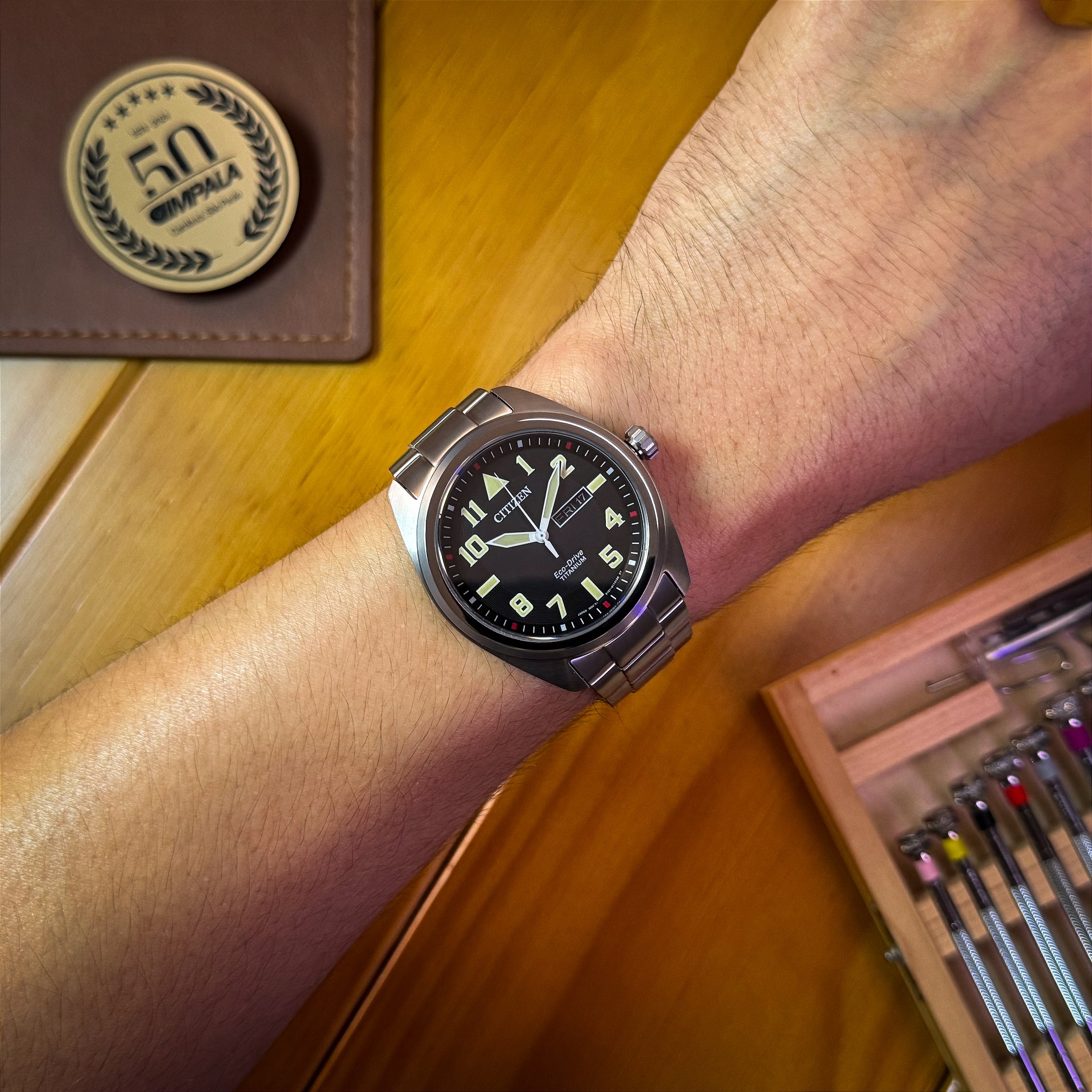 Citizen BM8560-53E – Eco-Drive Super Titanium 42mm Safira 100m
