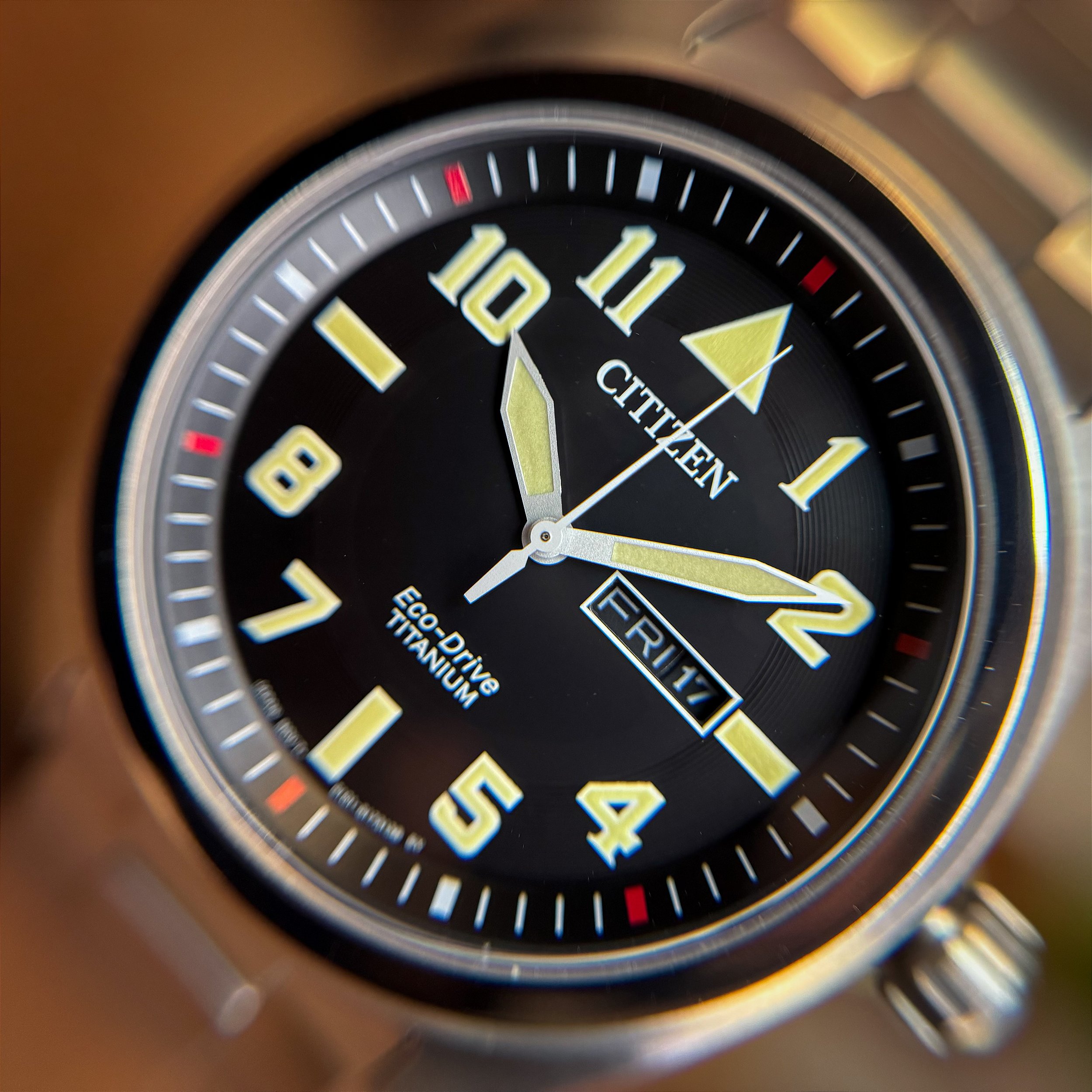 Citizen BM8560-53E – Eco-Drive Super Titanium 42mm Safira 100m