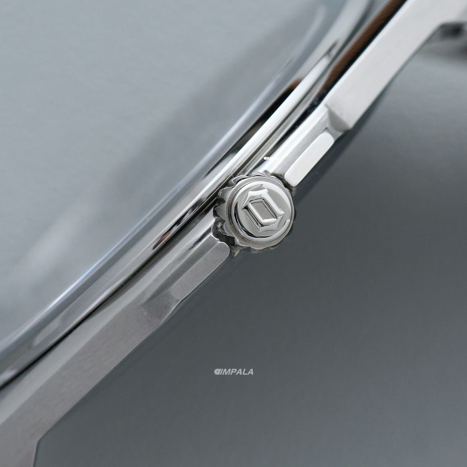 Orient Eternal MBSS1512 S1SX – Elegância fina e cristal de safira