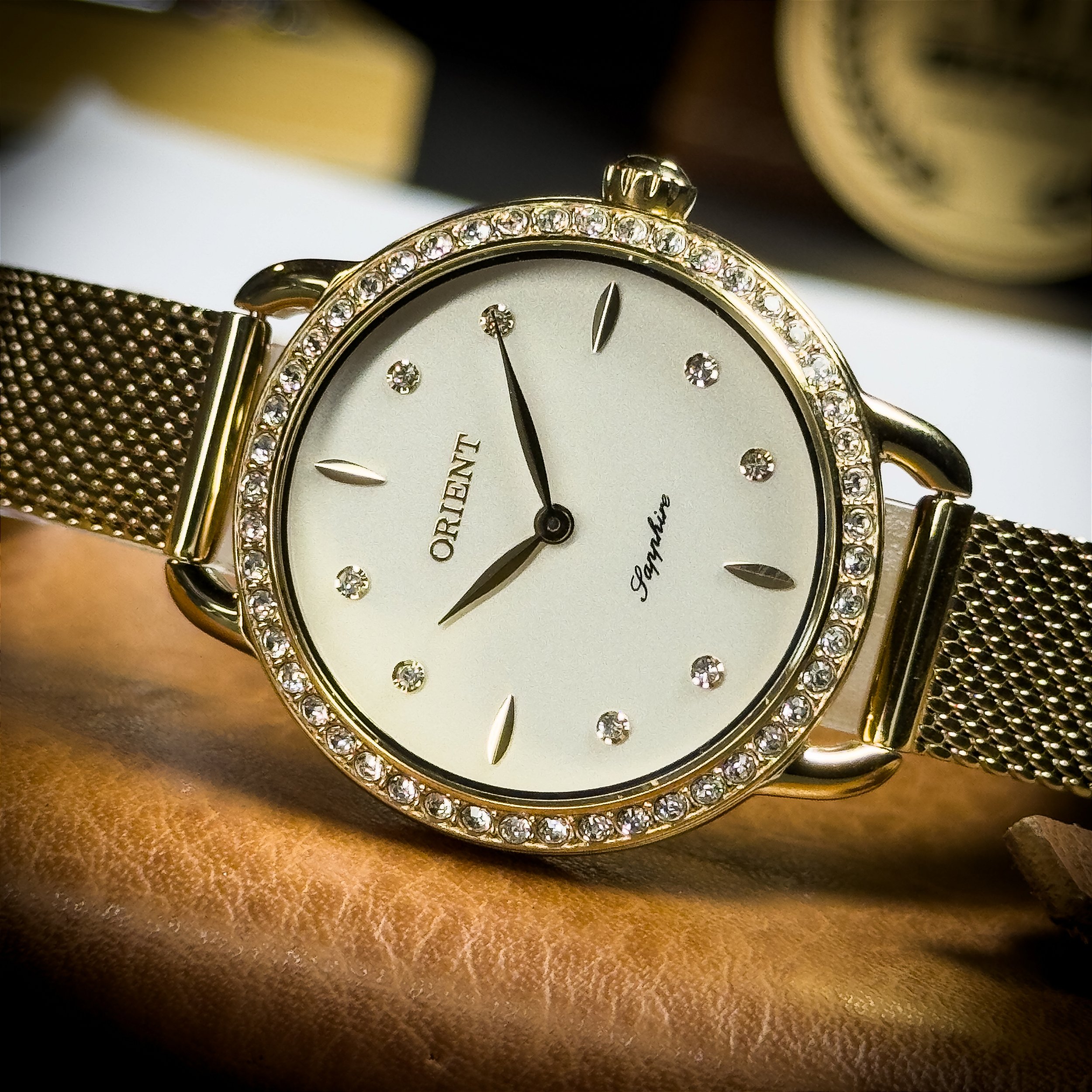 マリア Relógio Orient Mini Feminino FGSS0252-S1KX Dourado Safira