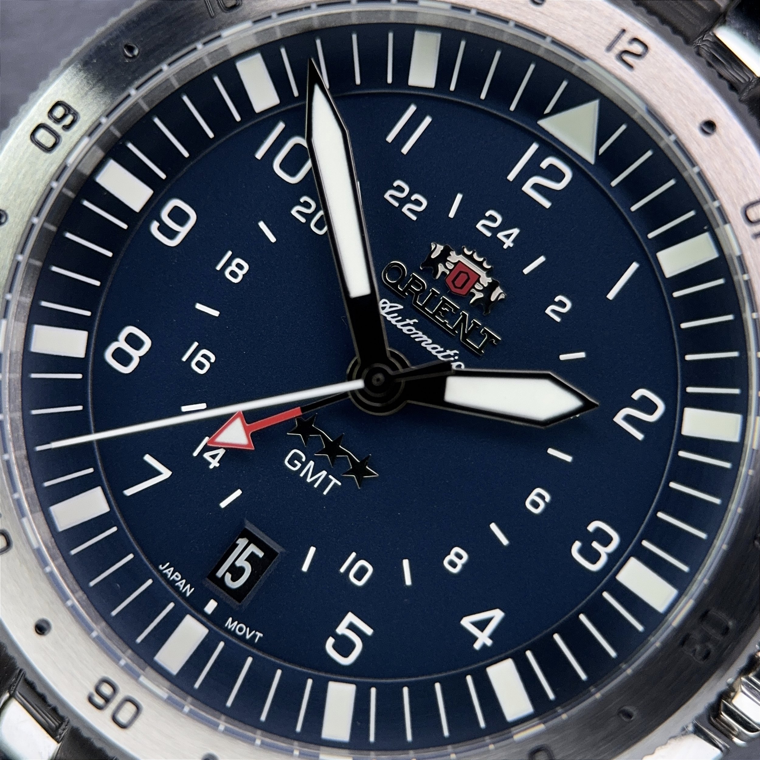 Konyagoromö Orient NH3SS018 E2SX – Automático GMT com Safira e 10 ATM