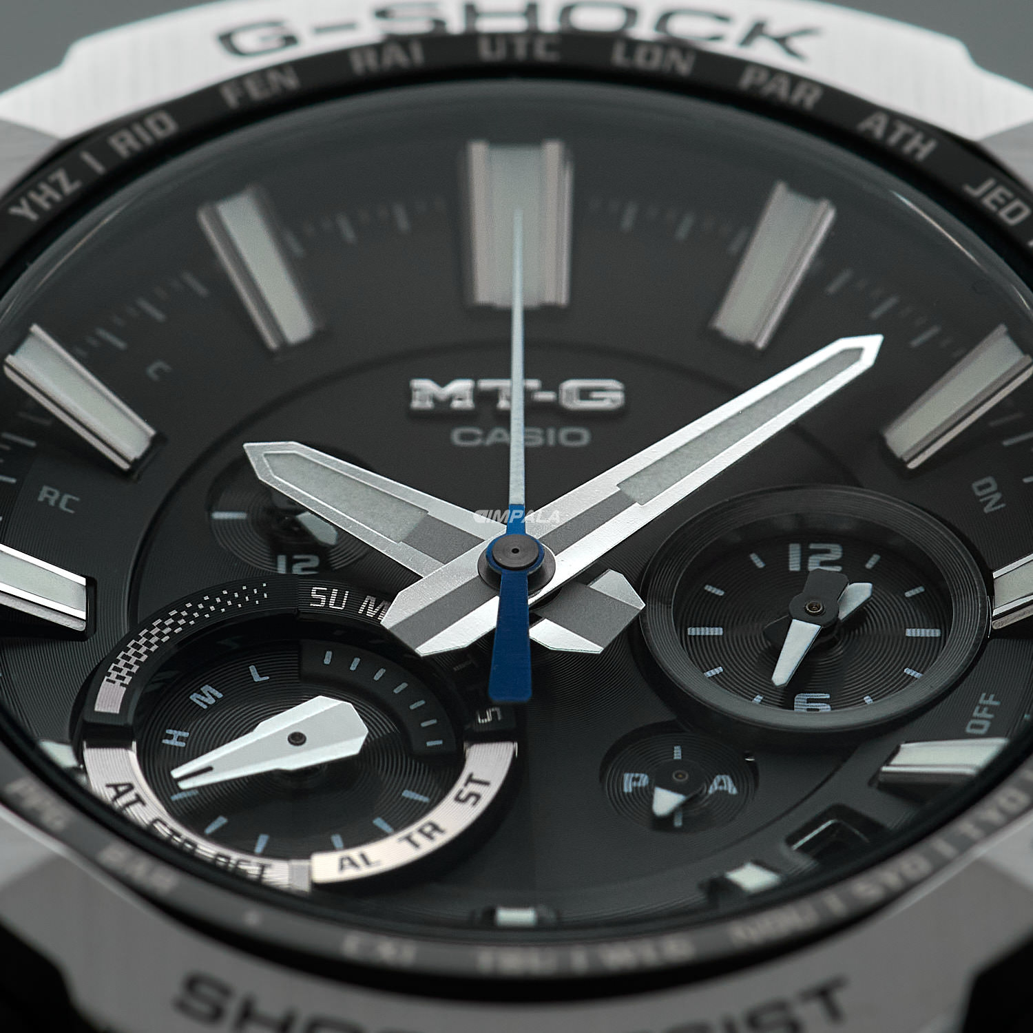G-Shock MT-G MTG-B4000-1ADR Solar Bluetooth Safira - Relojoaria
