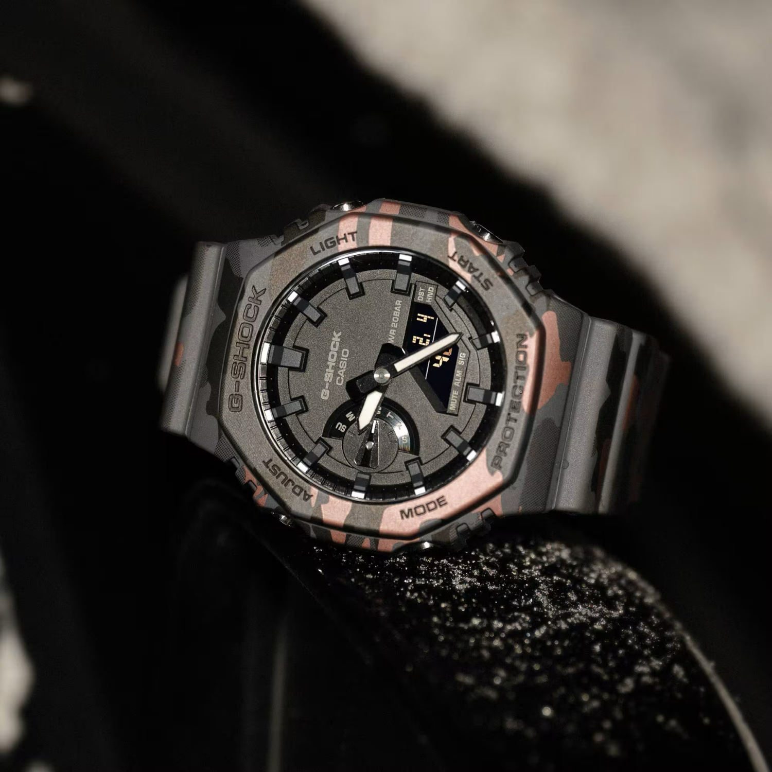 Relógio G-Shock GA-2100CM-8A Camuflado Octogonal Urbano