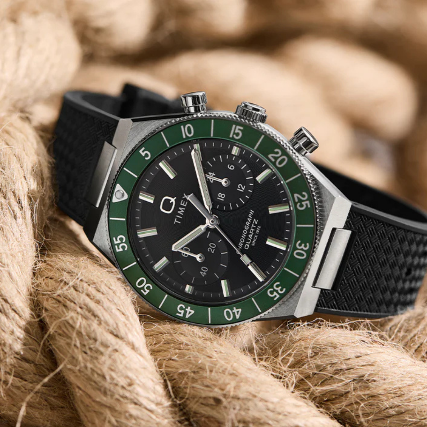 Relógio Timex Q Continental Cronógrafo Verde TW2Y56100