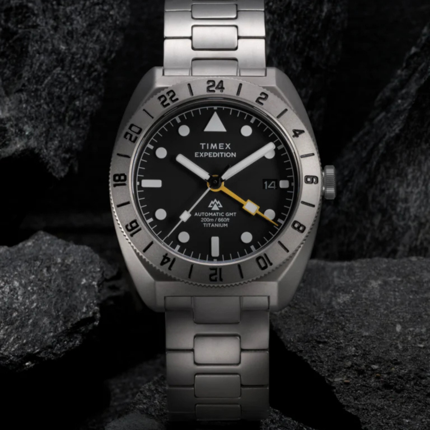 Relógio Timex Expedition Pioneer Titanium GMT Automático Safira