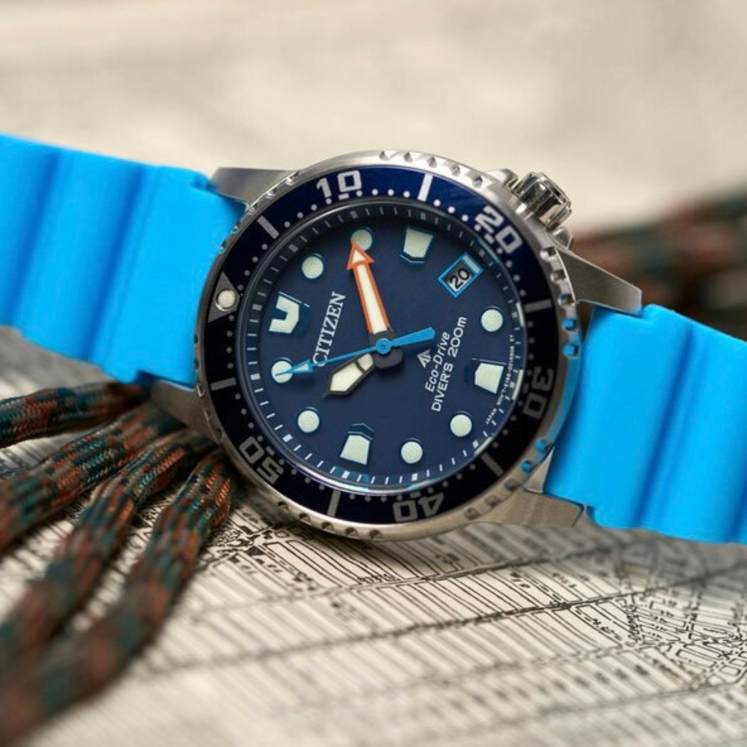 Relógio Citizen Promaster Diver Eco-Drive EO2028-06L Azul 200m