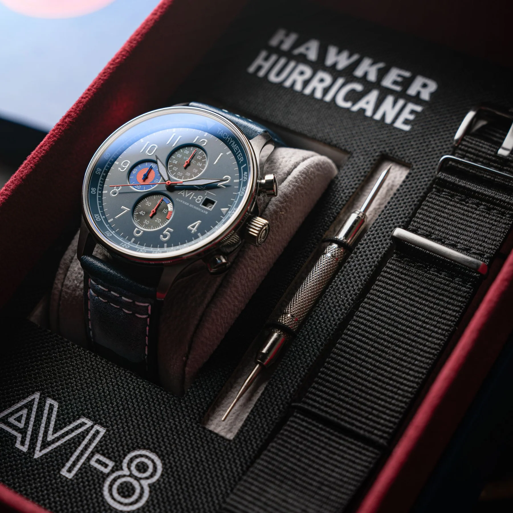 Relógio AVI-8 Hawker Hurricane AV-4011-1A Cronógrafo Azul