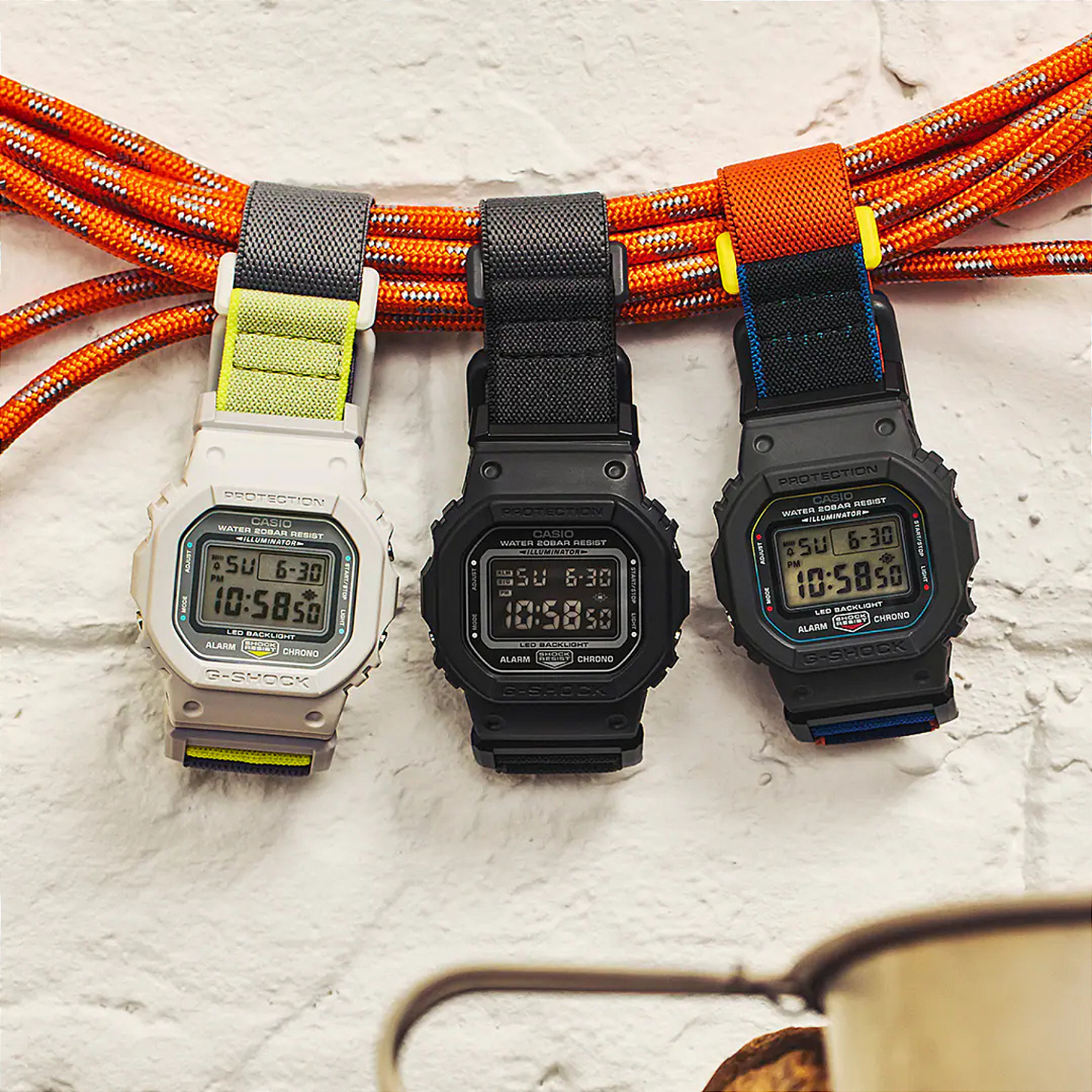 G-SHOCK DW-5600MNC-7A8DR Pulseira em Tecido Neon - Relojoaria