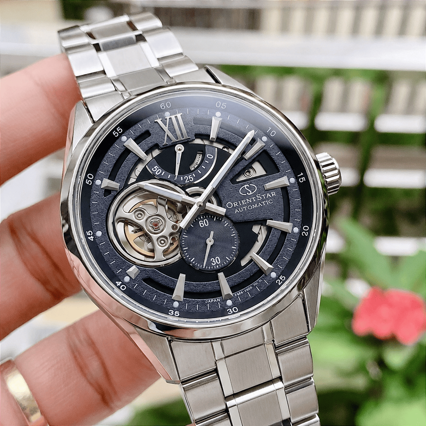 OSTEUROPÄISCHE AVANTGARDE Relógio Orient Star Contemporary RE-AV0138V00B Open Heart