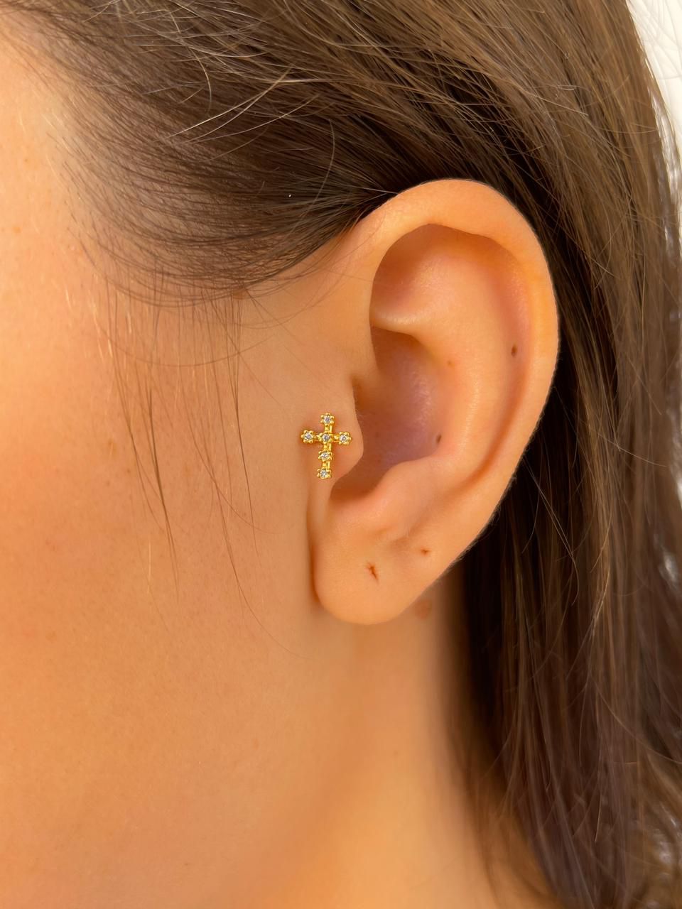 Piercing Prata 925 Banhado a Ouro Tragus Três Bolinhas - 8mm - TREND ART -  Acessórios para você brilhar ainda mais.