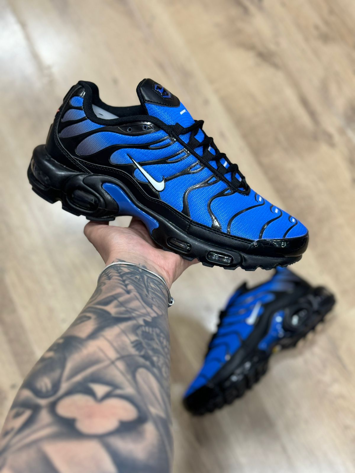 Nike air max tn azul hotsell