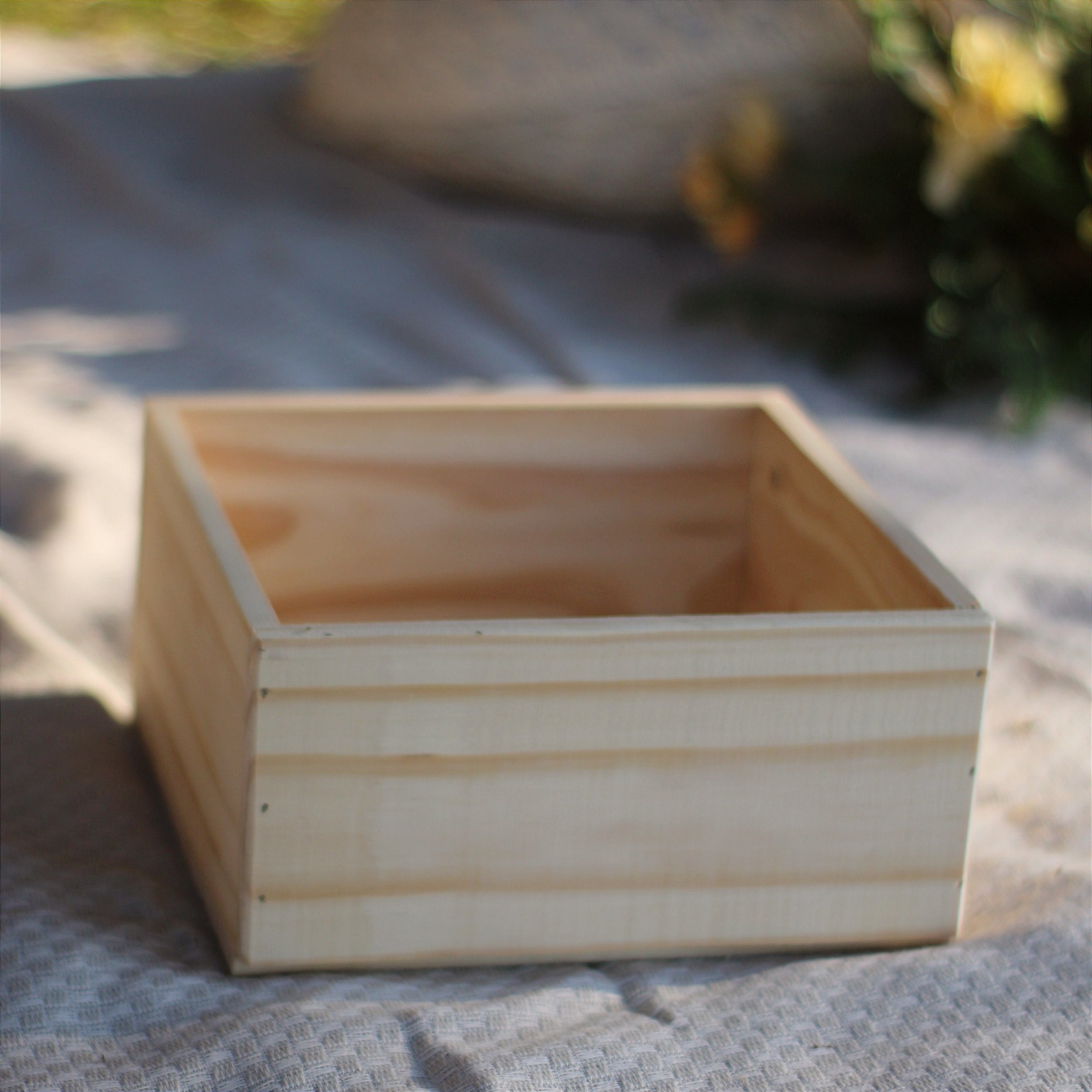 Caixa alta de Madeira Pinus M 20x20x10cm - Bandejas e caixas para