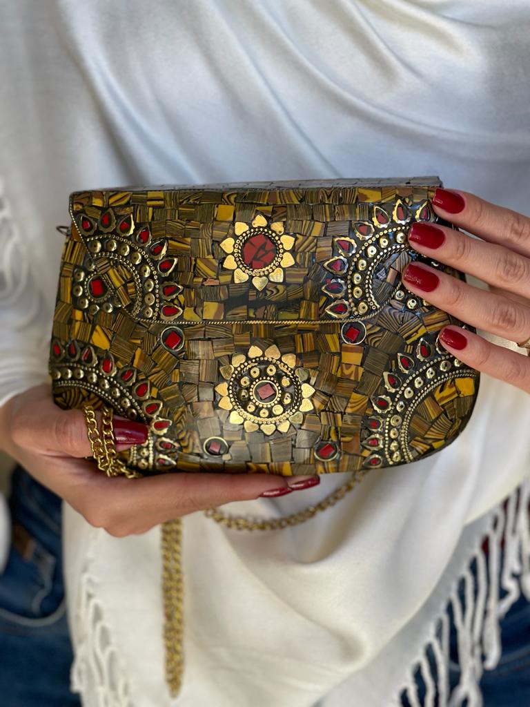 Bolsa Clutch em Metal - Marrom e Dourada - Com Alça - Marrocos For You |  Decoração e Vestuário - Étnico