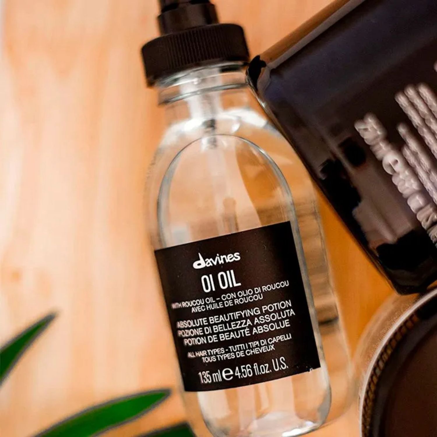 Davines OI Óleo de Tratamento Multifunções 135 ml - Cosméticos LC