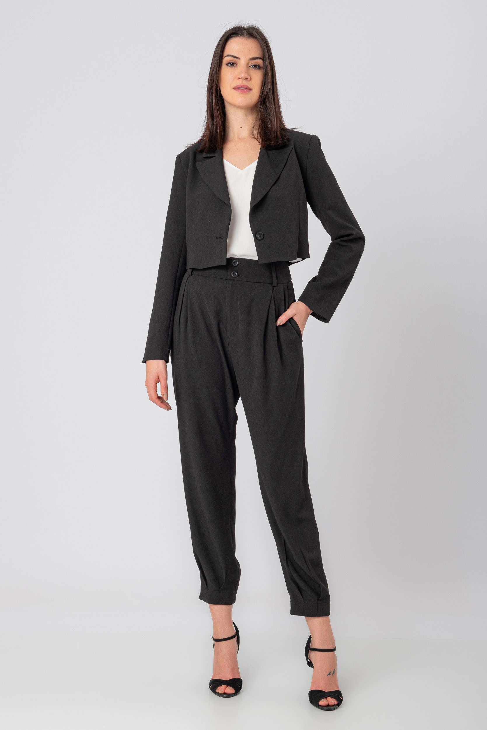 ALL SIDE BLAZER CREPE PRETO LARA - All Side Store - Moda que