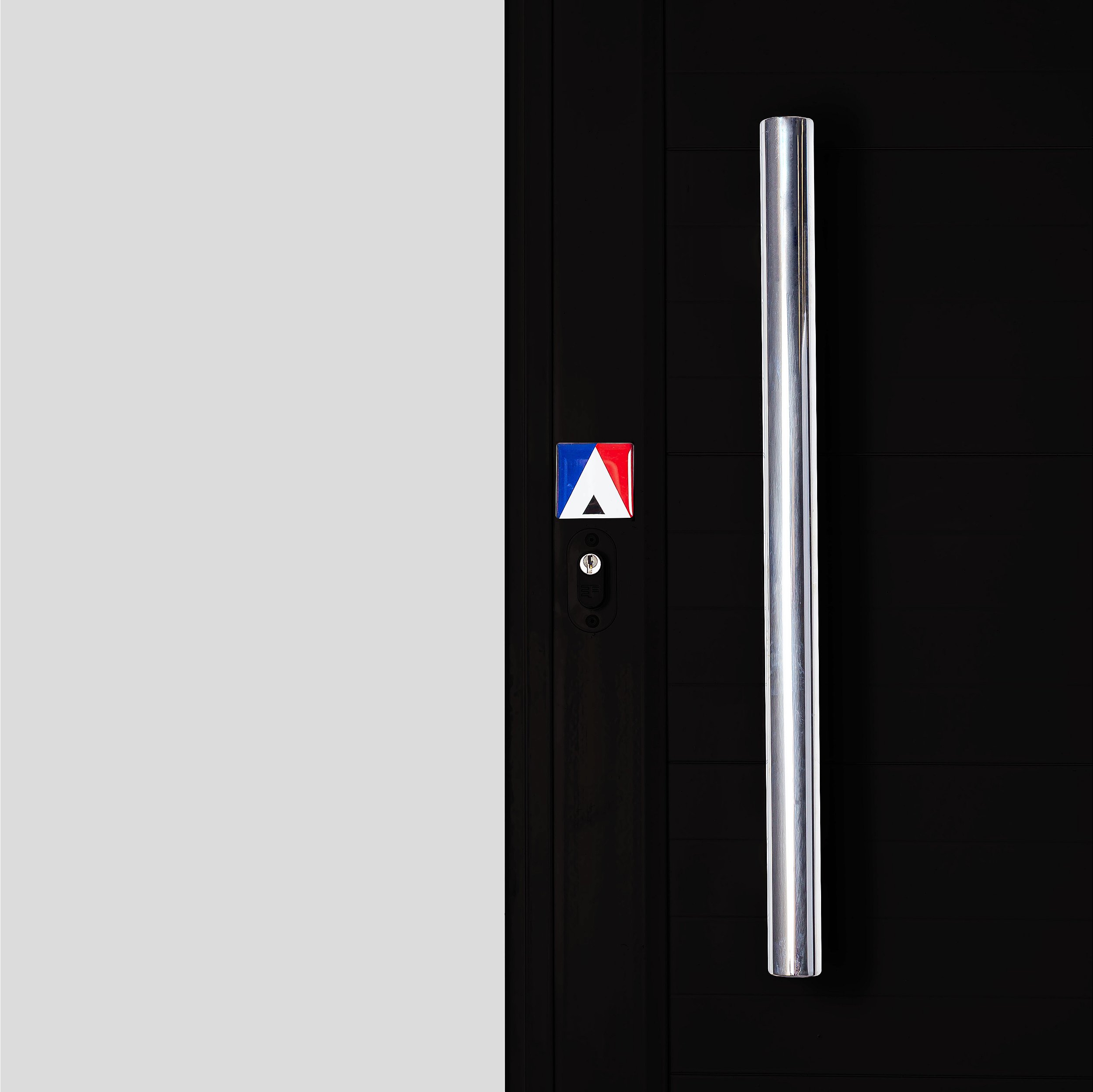 Porta de Alumínio Vintage c/ Puxador. - ATS Alumínio