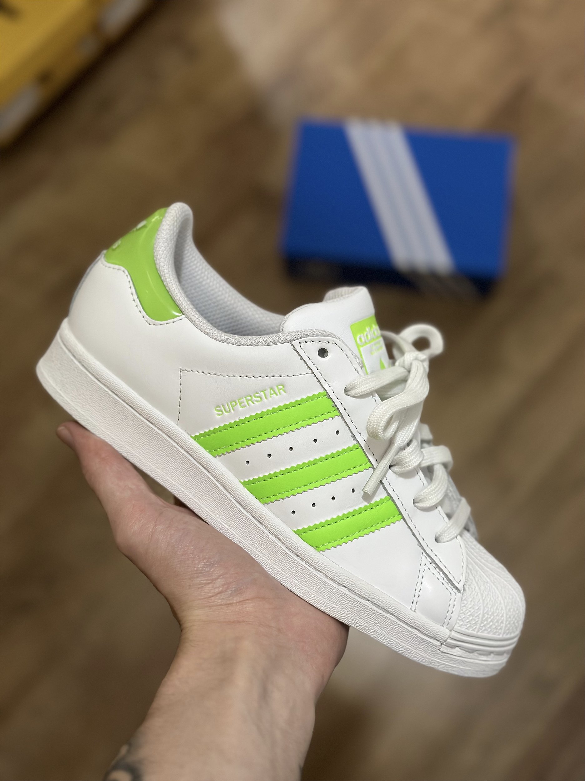 Adidas superstar aubergine sales