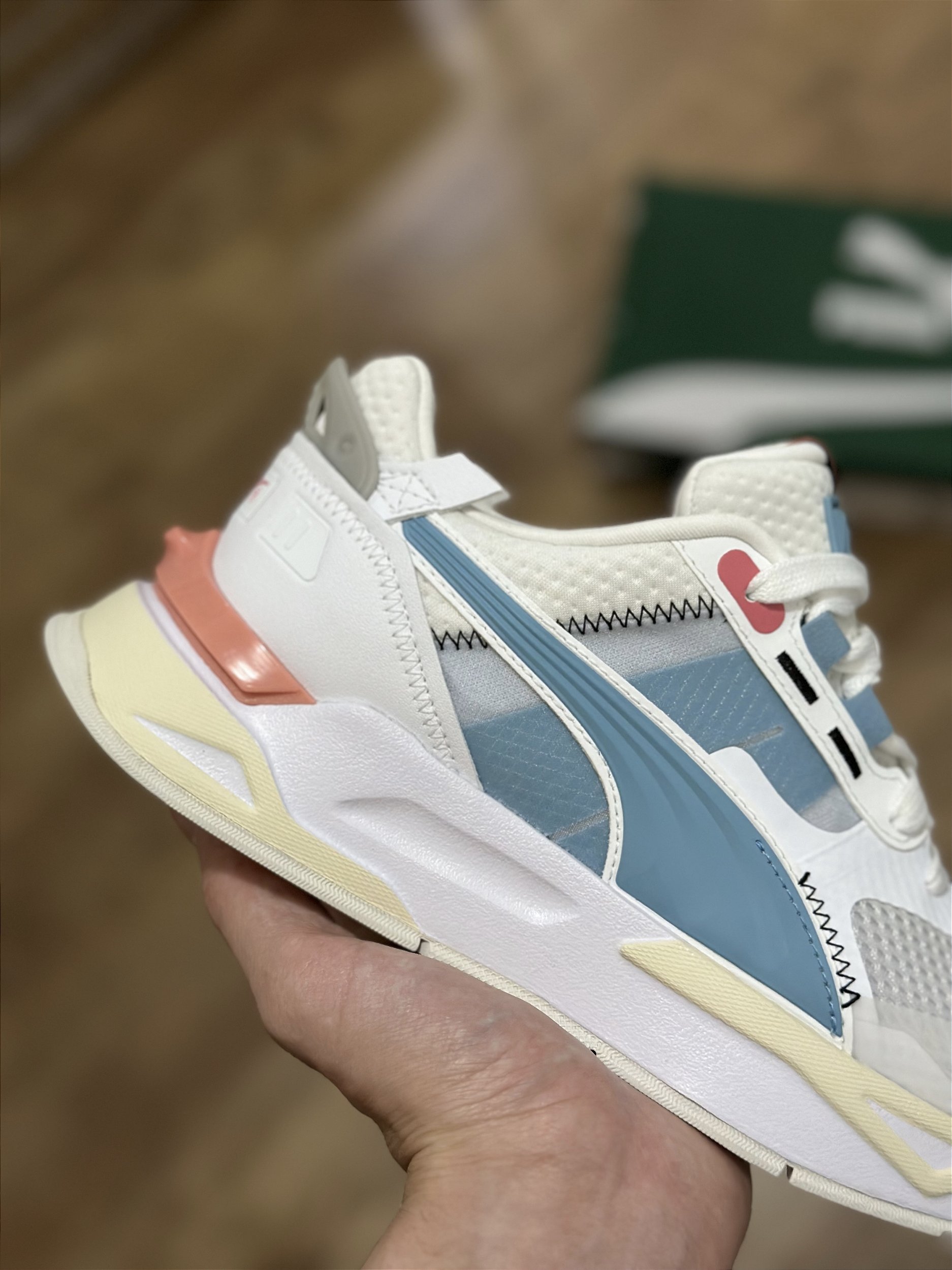 Mirage Sport Loom 01 Nimbus Cloud Vapo