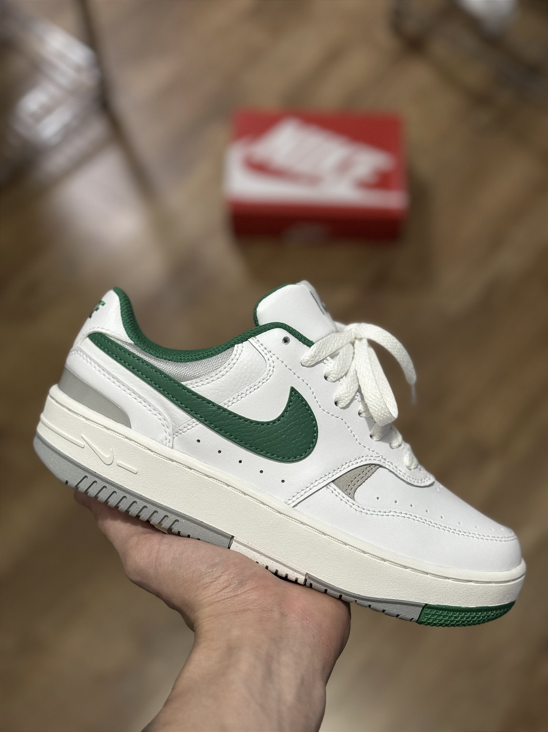 ◆正規品◆NIKE GAMMA FORCE MALACHITE(W)◆関税/送料込◆人気◆ Nike Gamma Force 