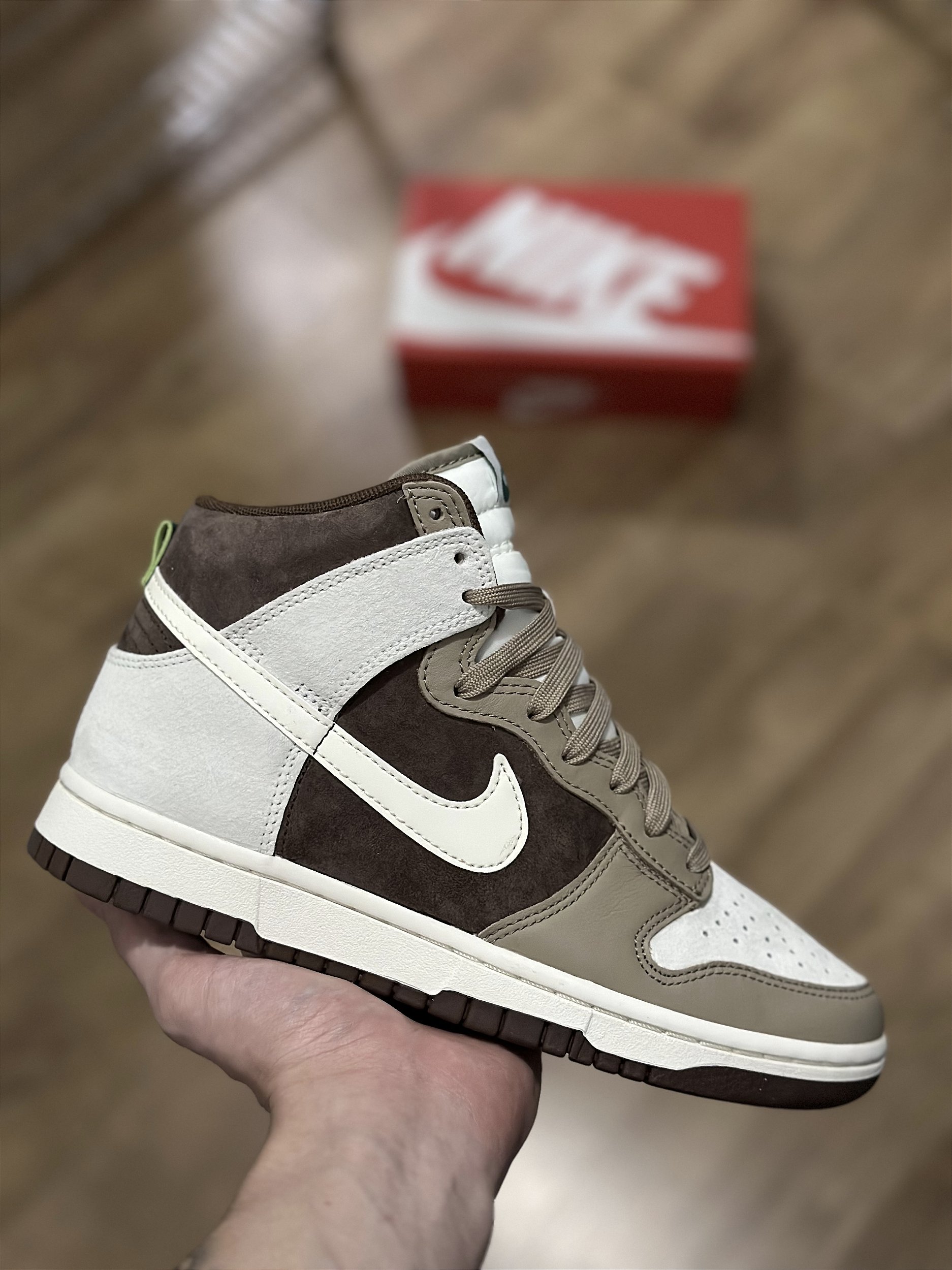 【おまけ付】 NIKE DUNK HI RETRO PRM (Sail/Chocolate) - Corre de Rua シューズ(男性用)