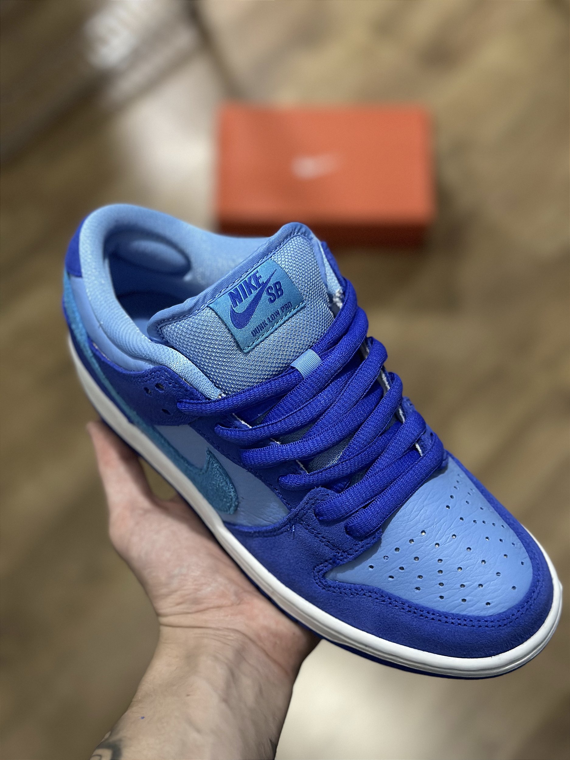 Sb Dunk Blue Raspberry NIKE SB DUNK LOW PRO “Blue Raspberry” - Corre de Rua