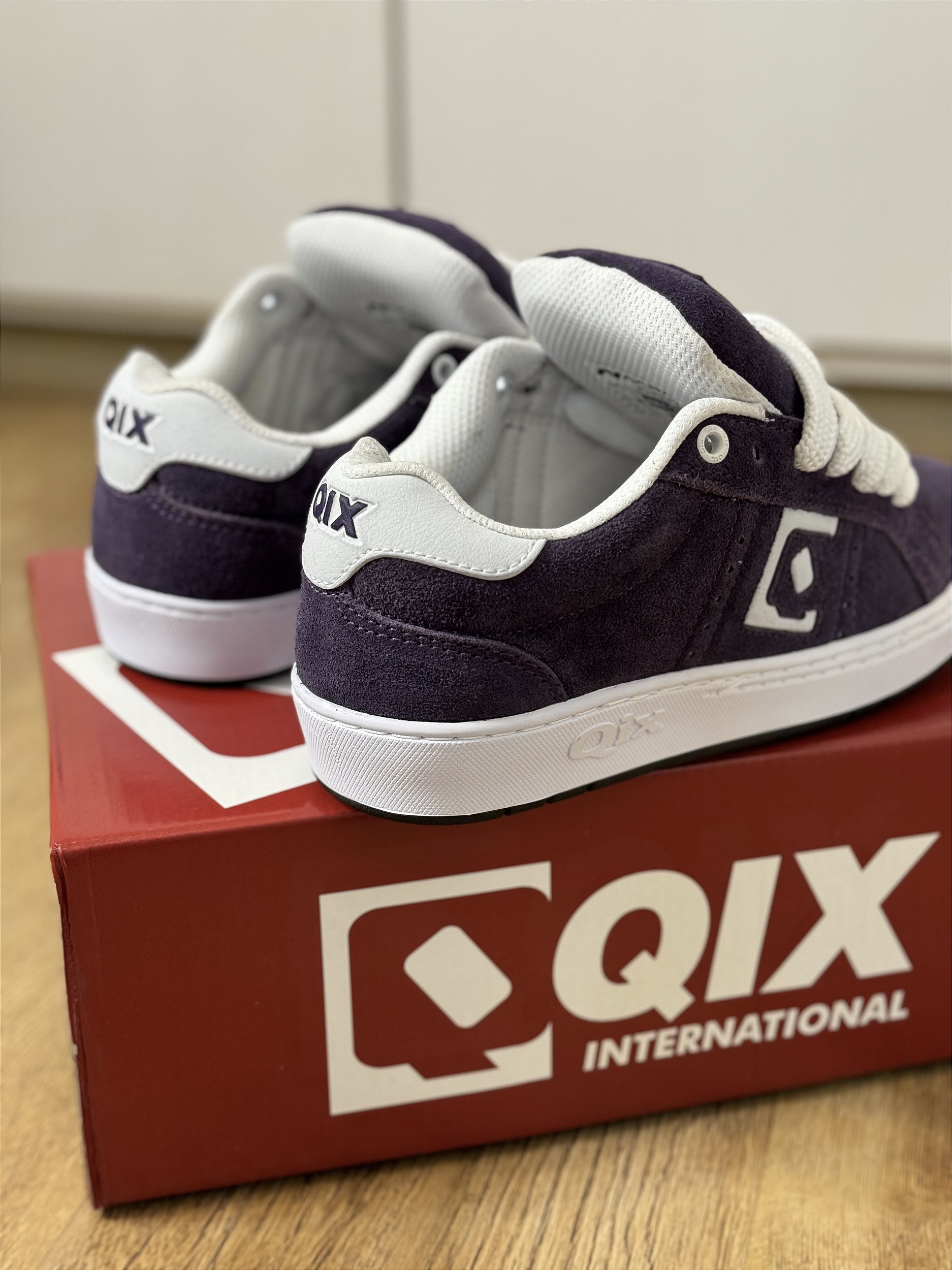 QIX COMBAT SUEDE (roxo) - Corre de Rua