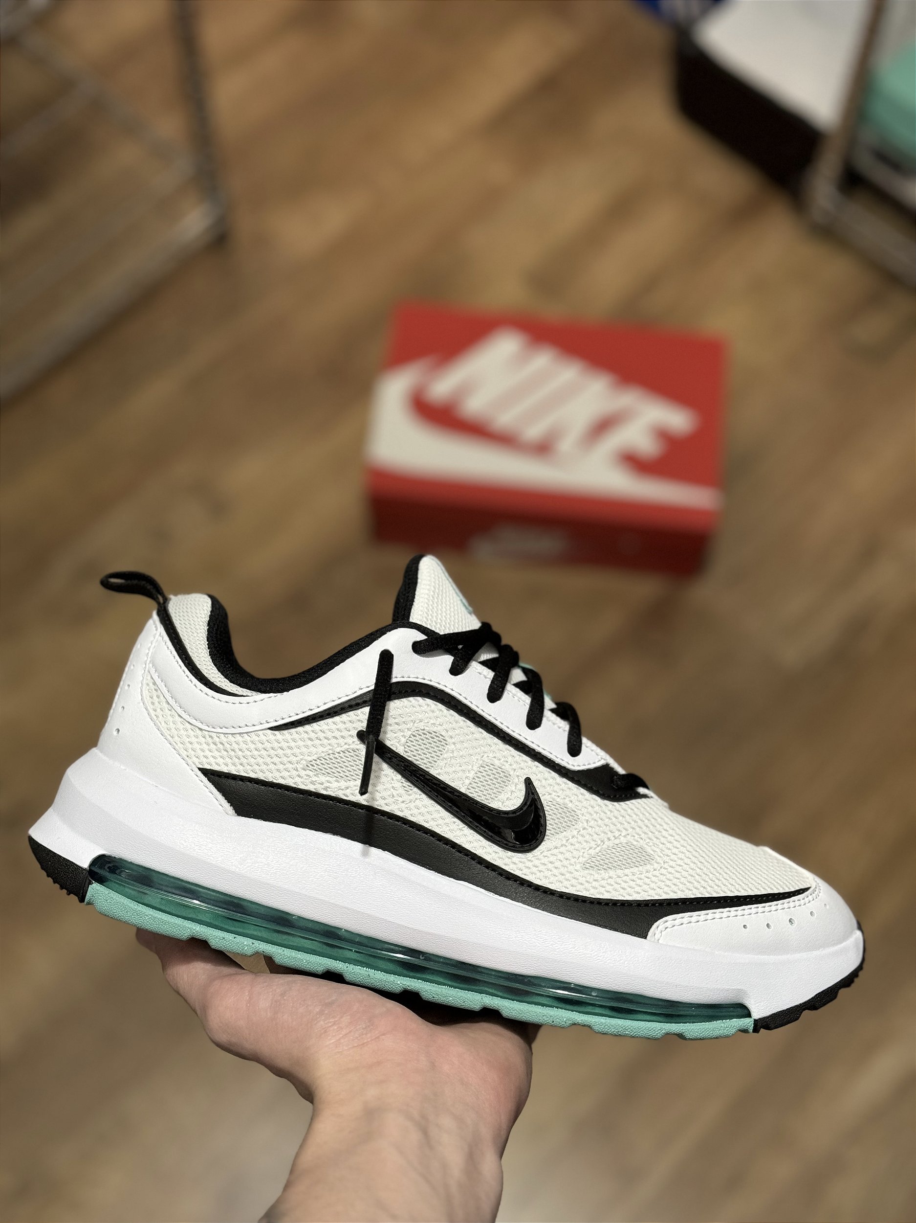 NIKE AIR MAX AP (branco/verde) - Corre de Rua NIKE AIR MAX AP (branco/verde) - Corre de Rua
