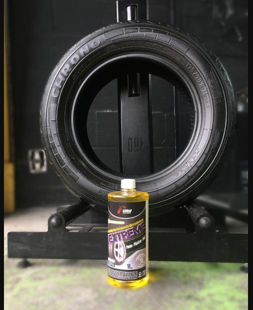 Pretinho de Alta Resistência Extreme Pneus 1000ml TopLine Pro A Casa