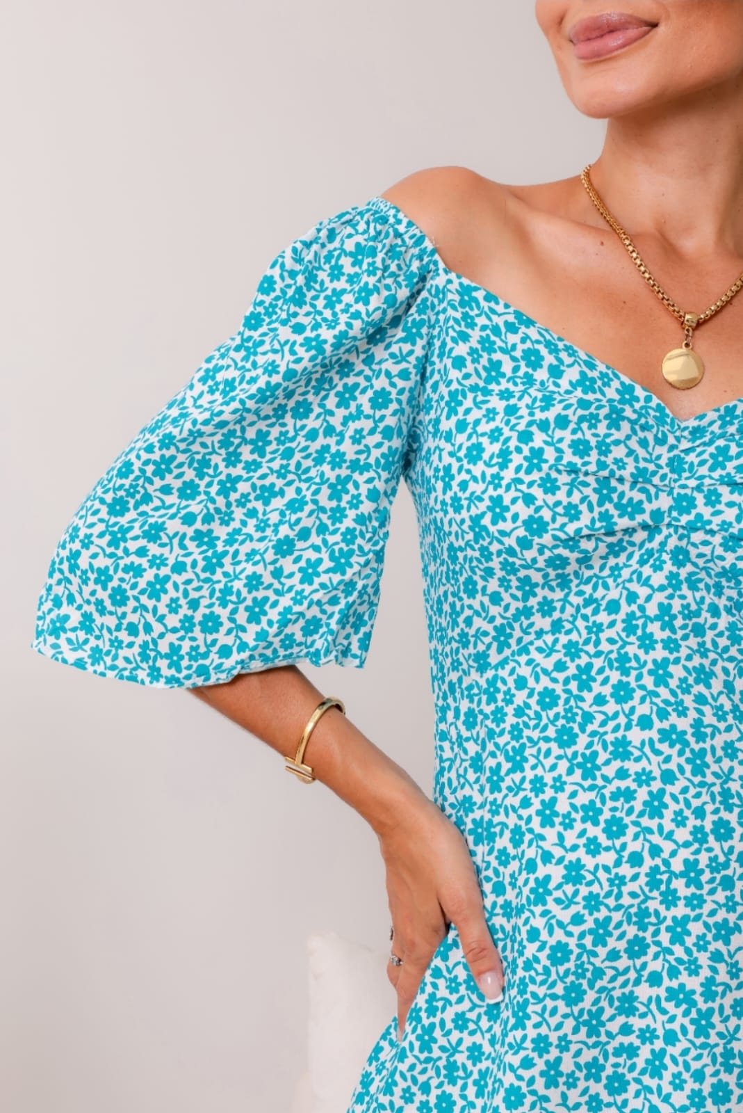 vestido patchwork python - loja online de roupas... Vestido Curto Marry com estampa Liberty - Azul e laranja - Madame Ninna ...