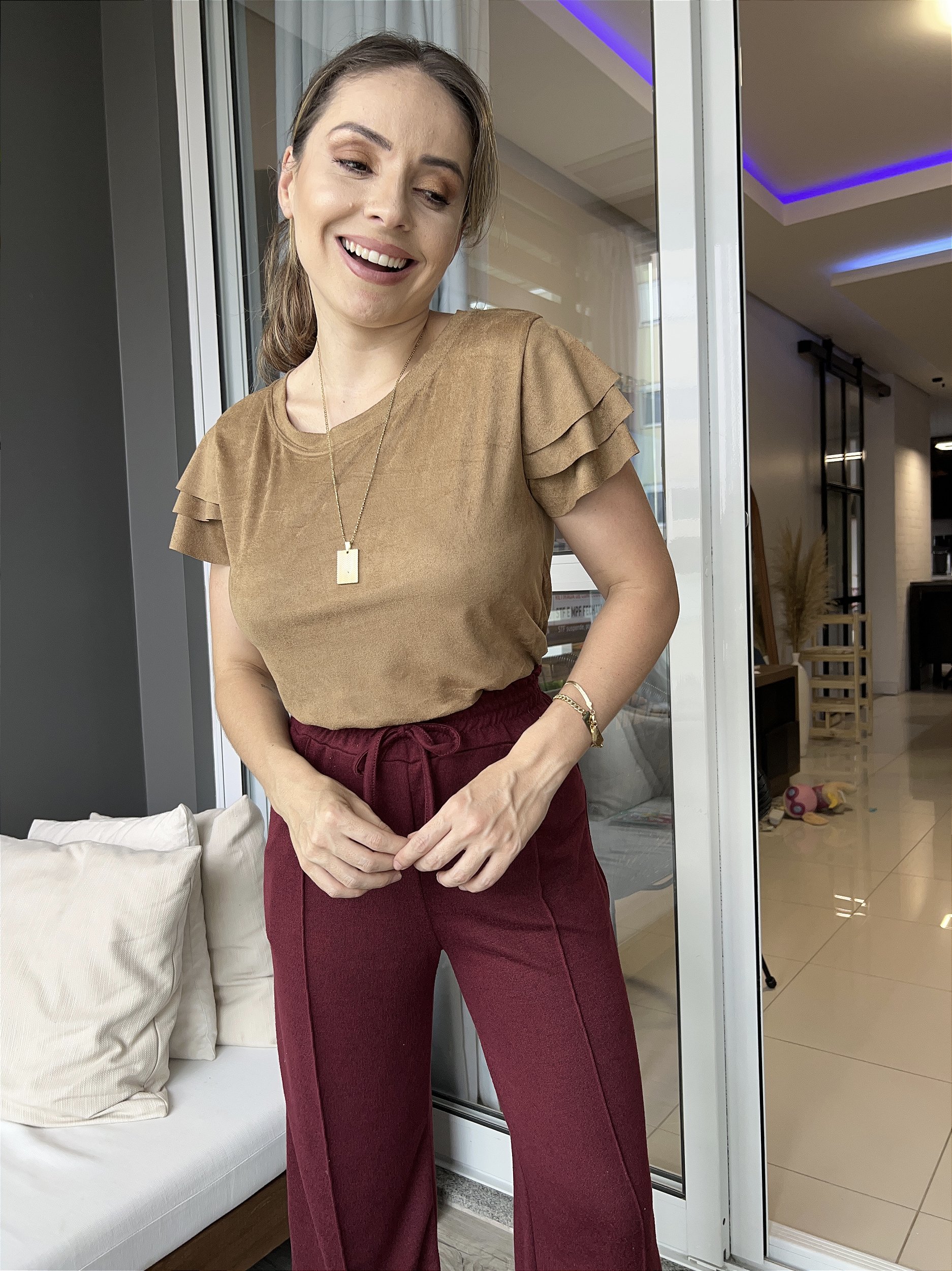 Blusa Suede Manga Babados Bruna Nude @usemika Feminina - @usemika