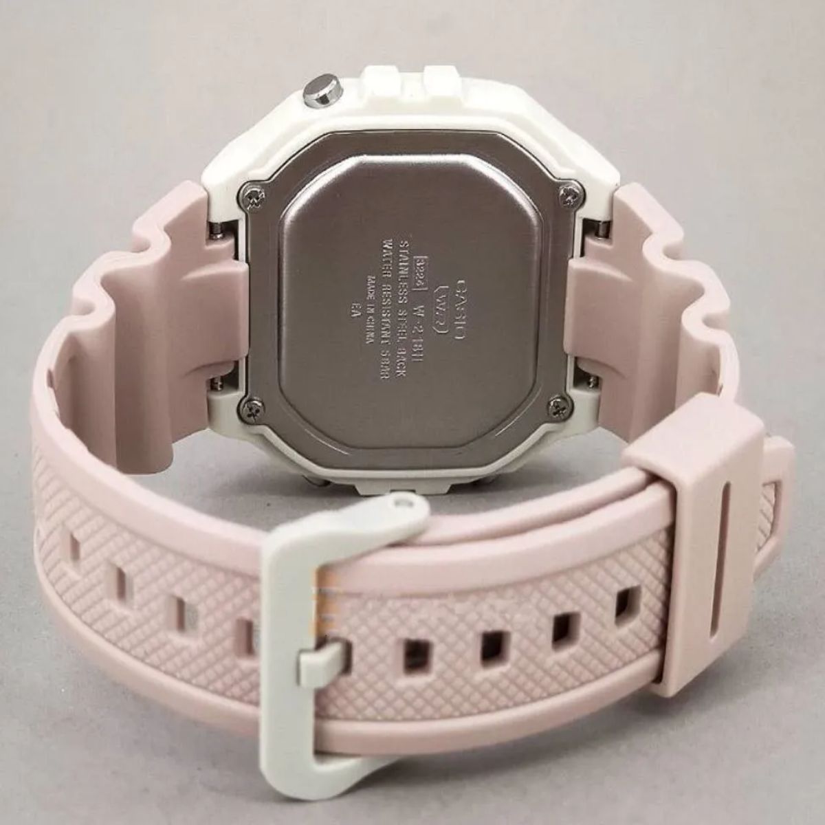 Relógio Casio Standard Rosa W-218HC-4A2VDF – Digital e Resistente