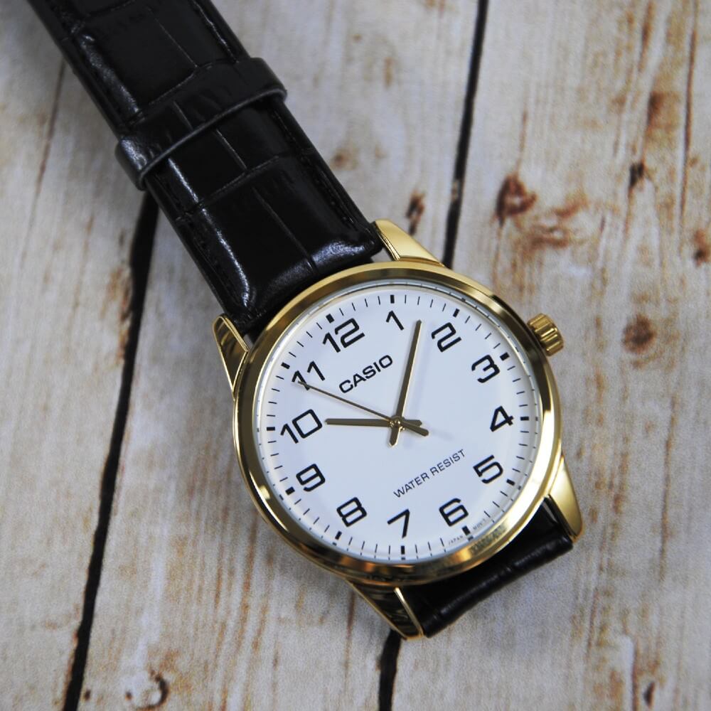 Casio Mtpv001gl1b horloge, één maat, zwart/bruin, riem Casio Mtpv001gl1b horloge, één maat, zwart/bruin, riem