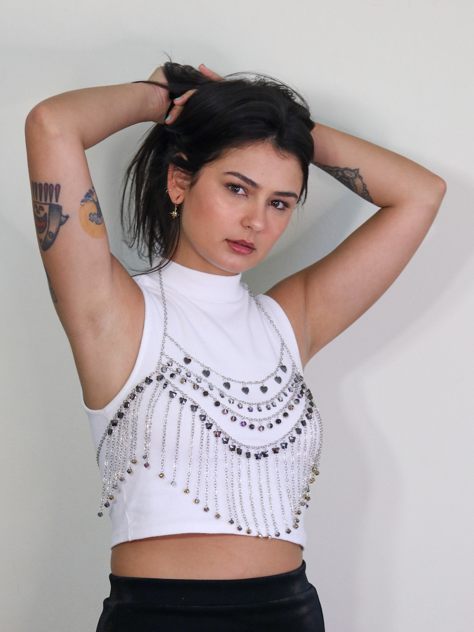 Top Conceito com Franjas de Correntes de Strass Cristal