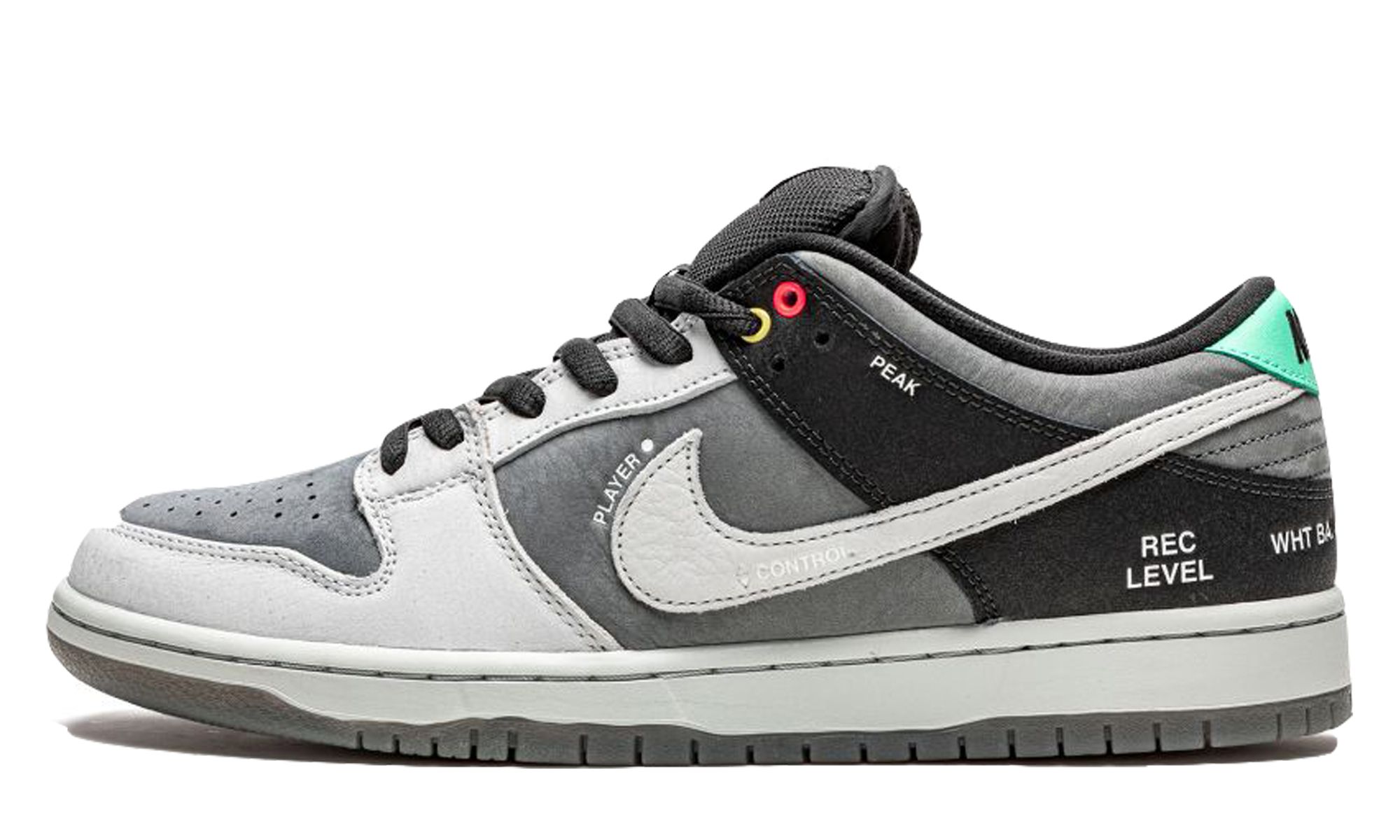 Nike SB Dunk Low "VX1000 Camcorder" - The Hype Store - Sneakers & Streetwear