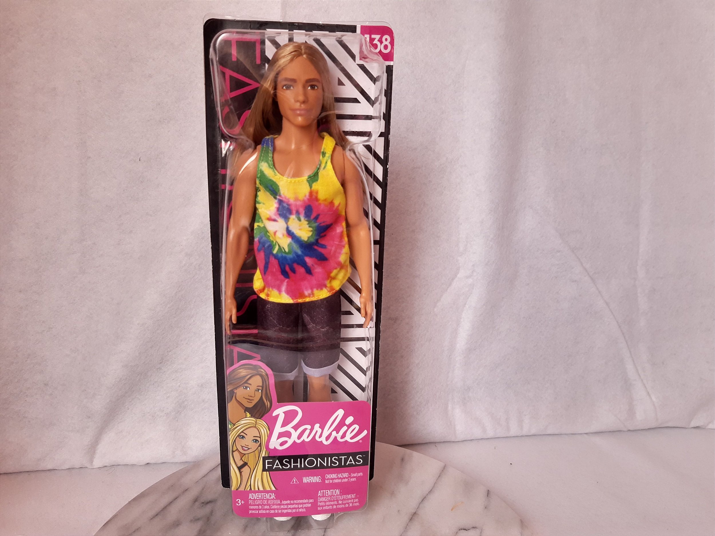 Boneco Ken Moreno Fashionistas - Mattel - WMB Store