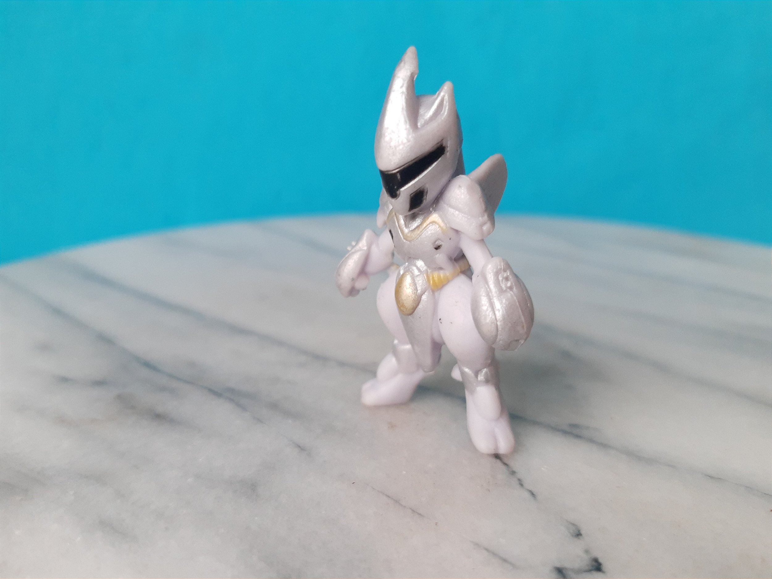 Pokemon Mewtwo Com Armadura