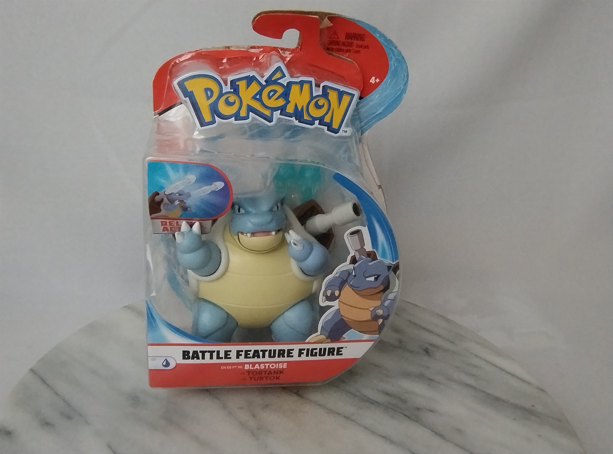  Pokemon: Gengar Battle Feature Deluxe Action Figure