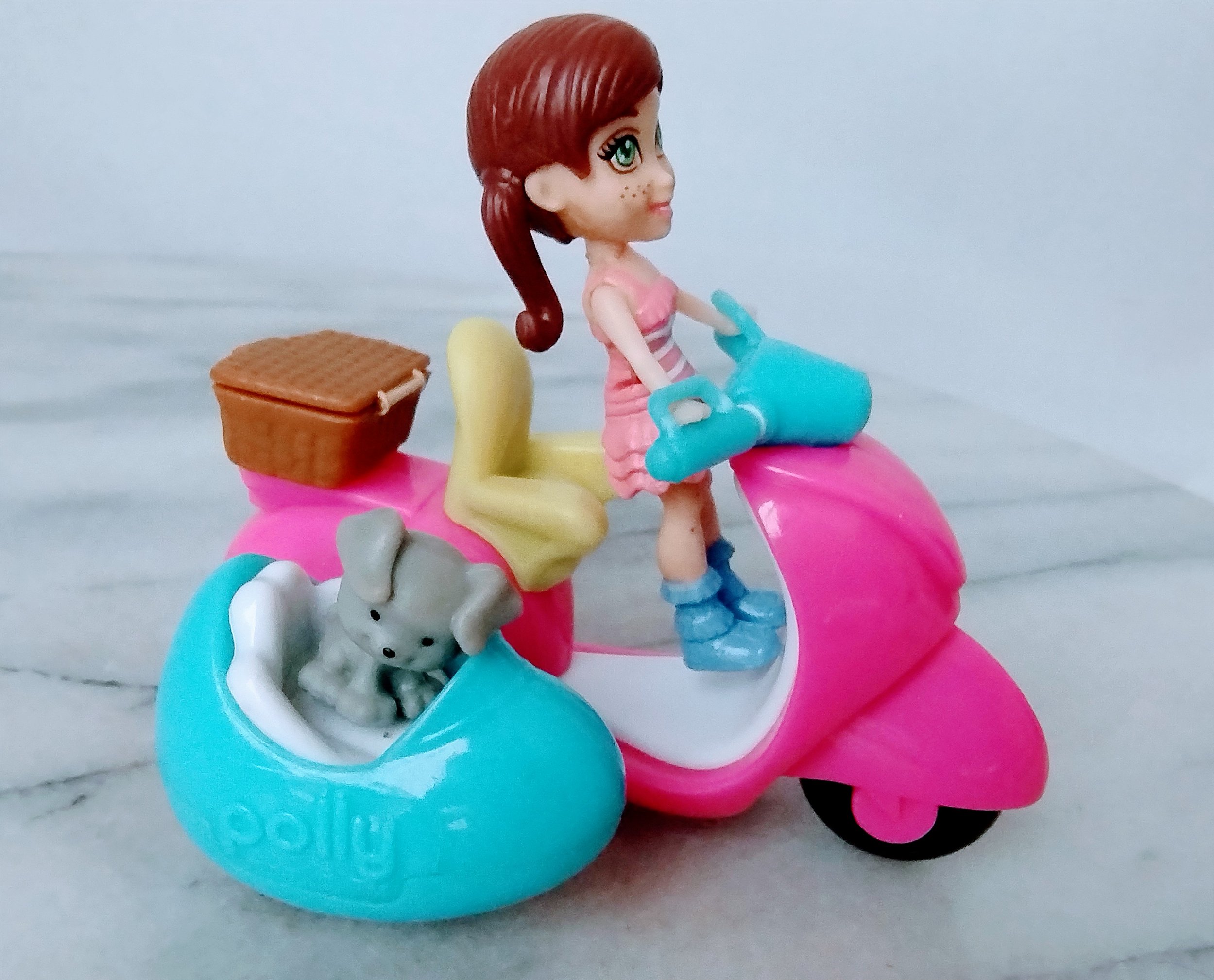 Polly, Pet Shop móvel com um gatinho R$ 35,00 - Taffy Shop