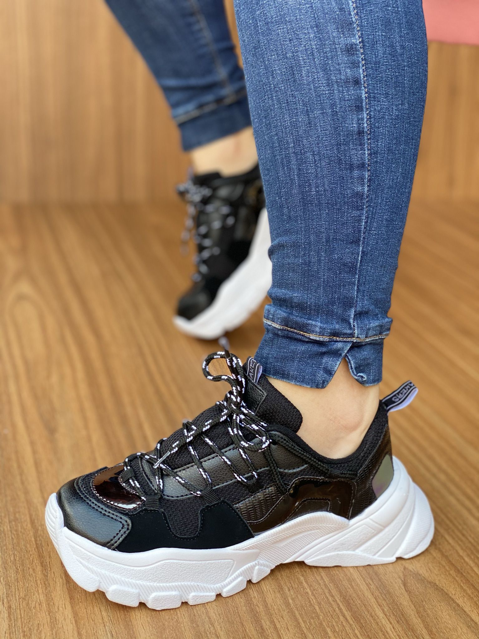 Tênis Sneaker Preto S5430 - Salook | Loja de Calçados Femininos - Sandálias  Femininas