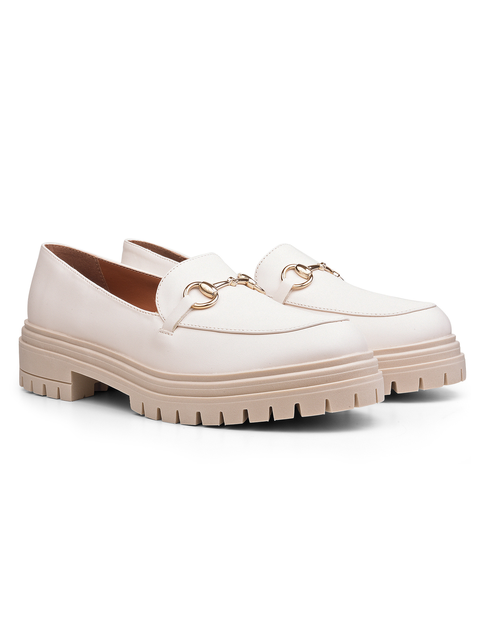 Loafer Off White Com Solado Tratorado E Detalhe Dourado Salook Loja De Calçados Femininos 6279