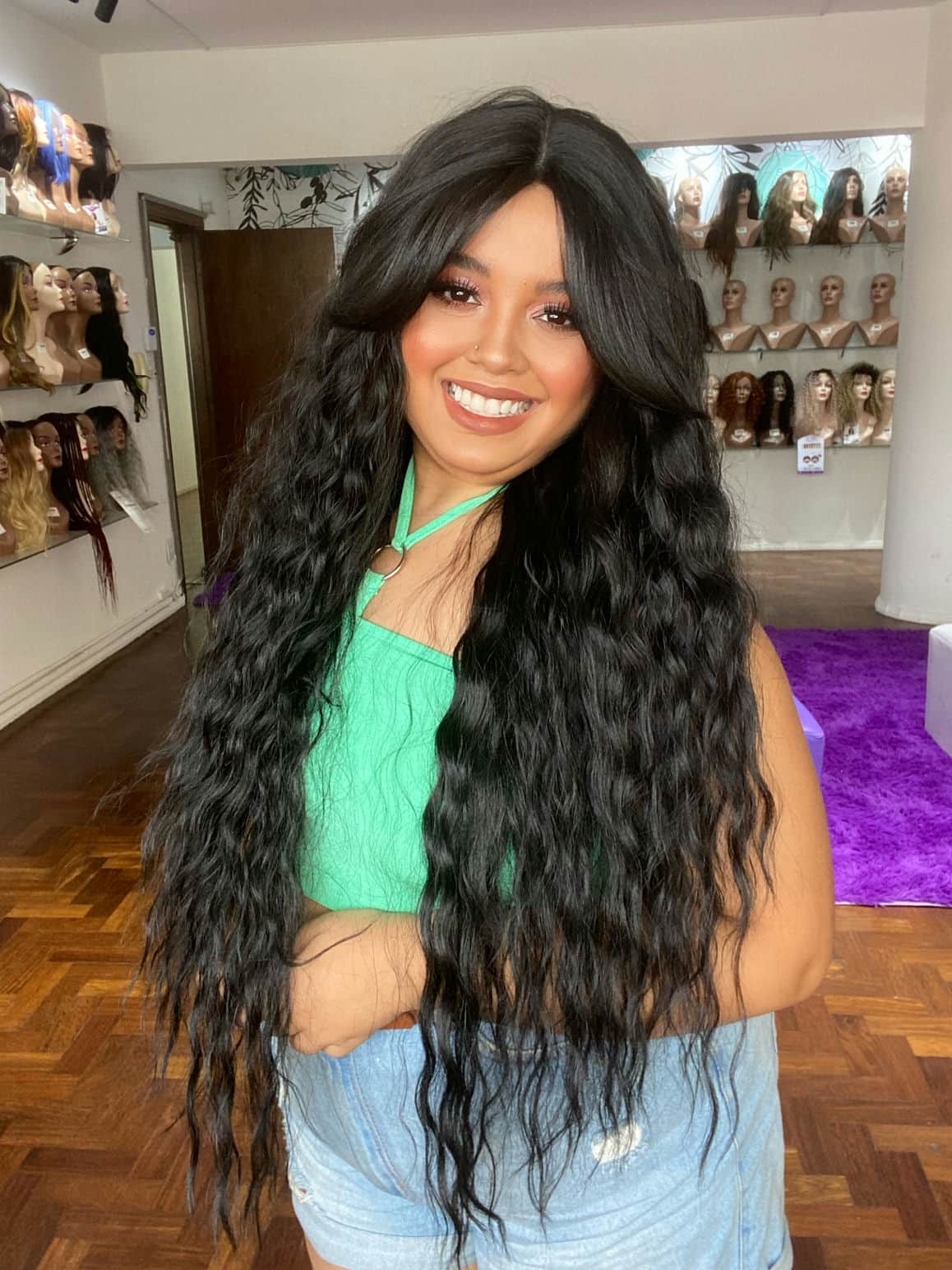 Lace Front Katy Preta com Franja Ondulada Kira Perucas Loja de Lace