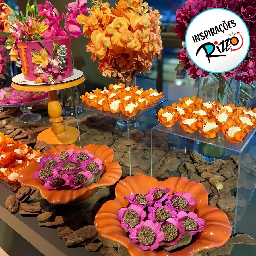Forminha Para Doces Finos - Margaridinha Platina - 30 unidades ...